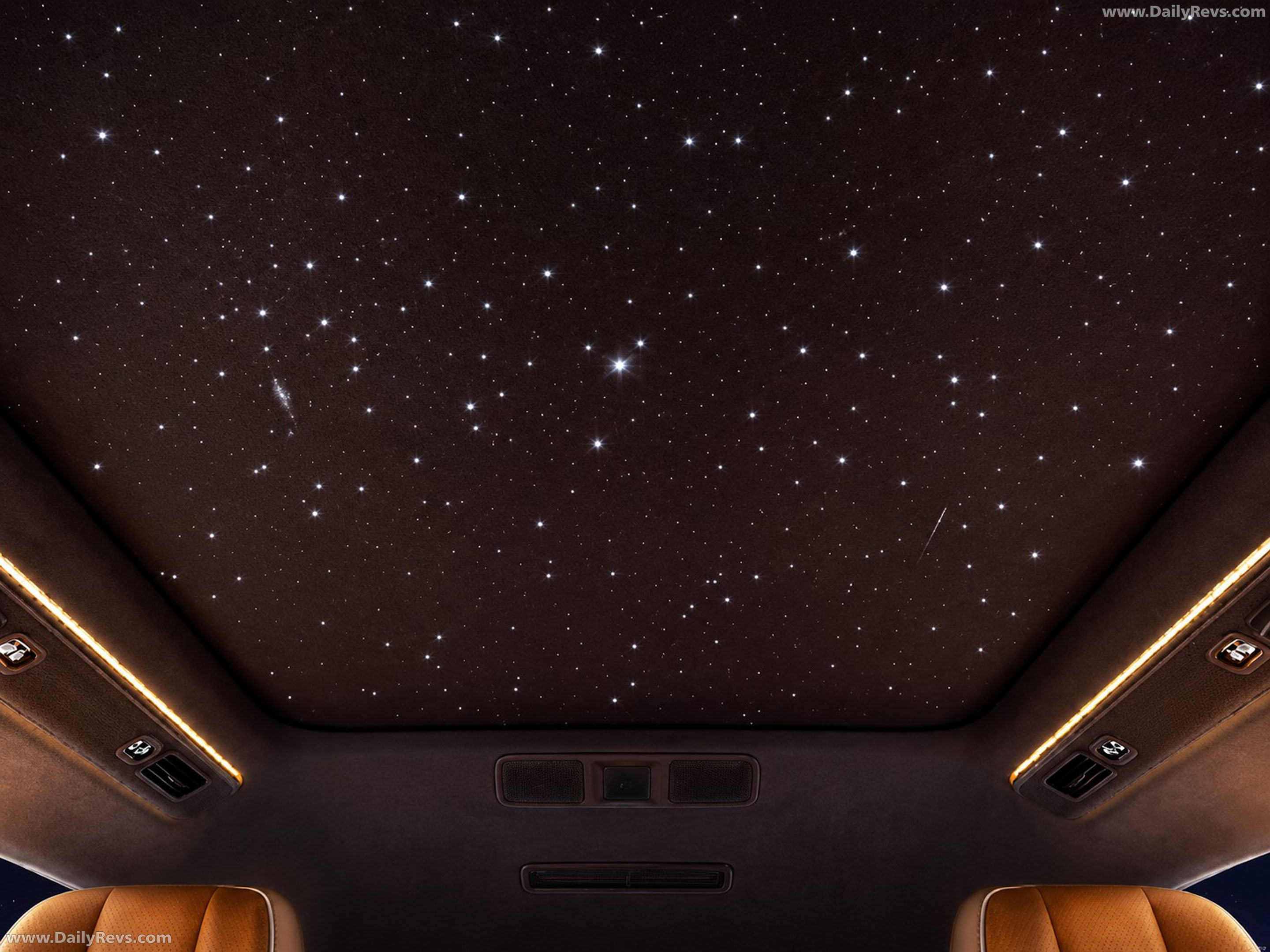 2026 Maextro V800 Interior