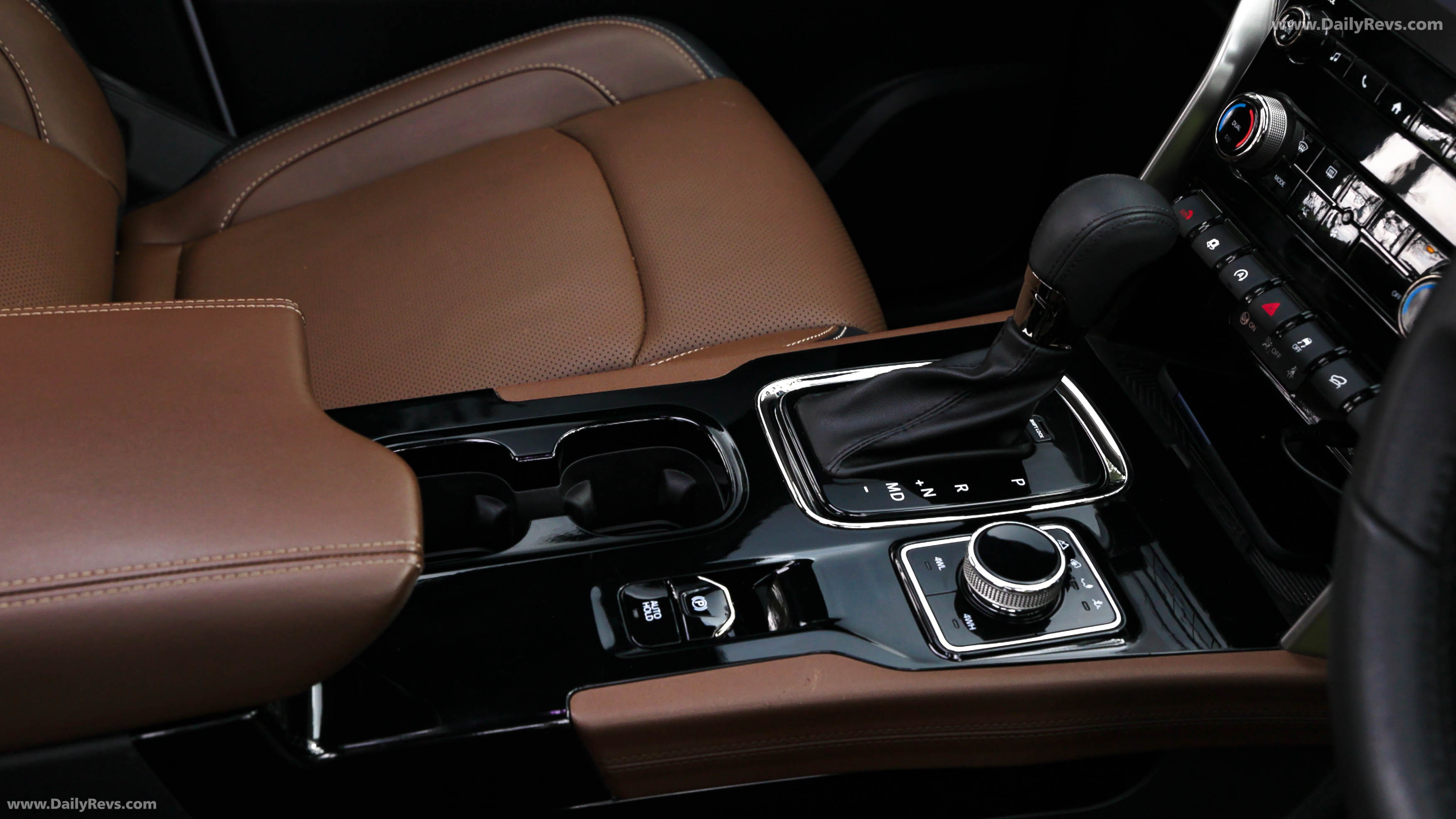 2026 Mahindra Motors Scorpio N Z8L Plus Interior