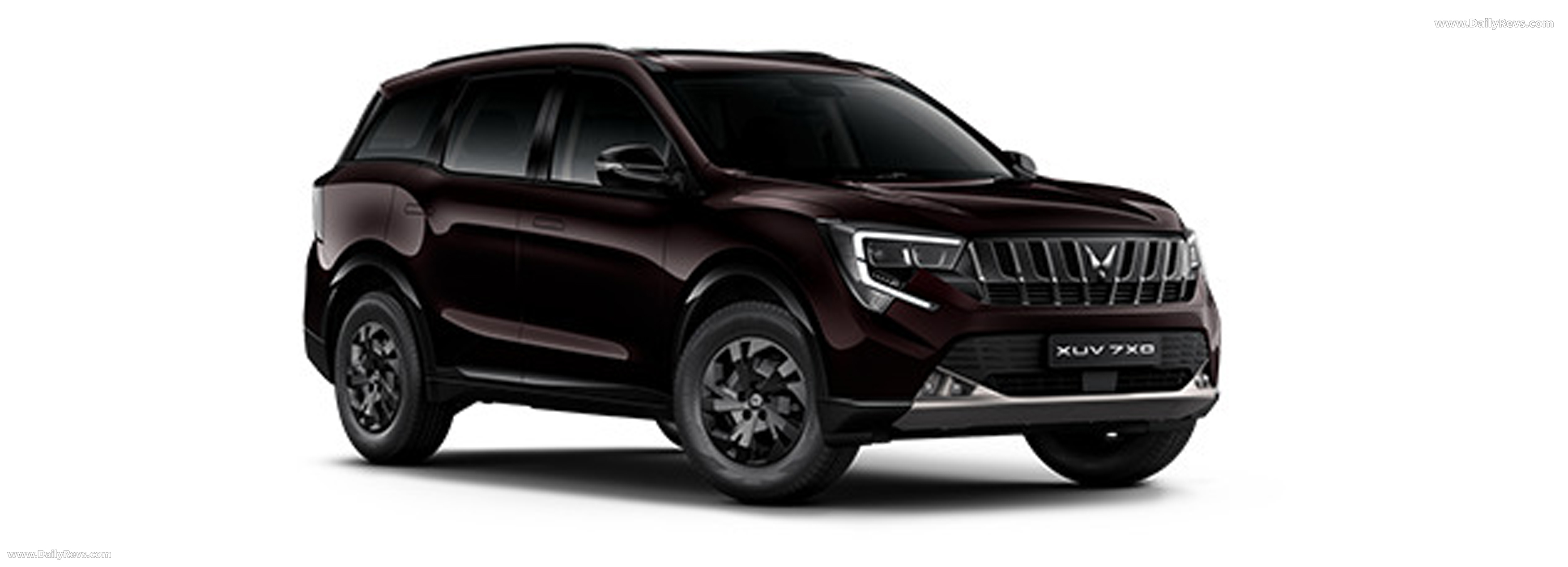 2026 Mahindra Motors XUV 7XO Front View