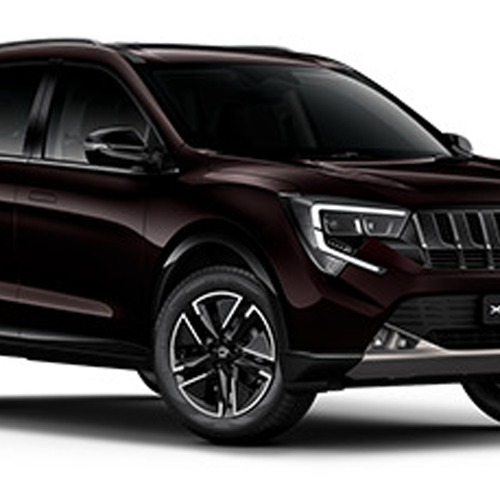2026 Mahindra Motors XUV 7XO Front View