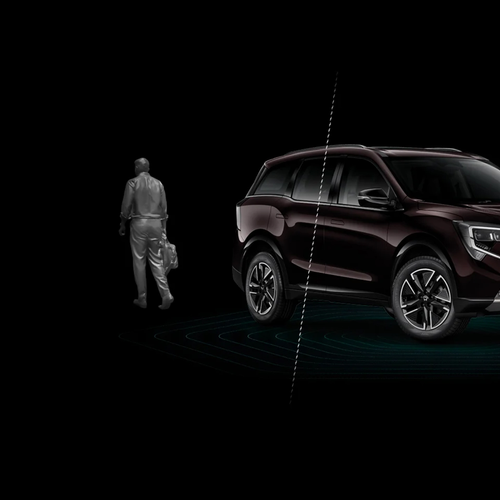 2026 Mahindra Motors XUV 7XO Front View