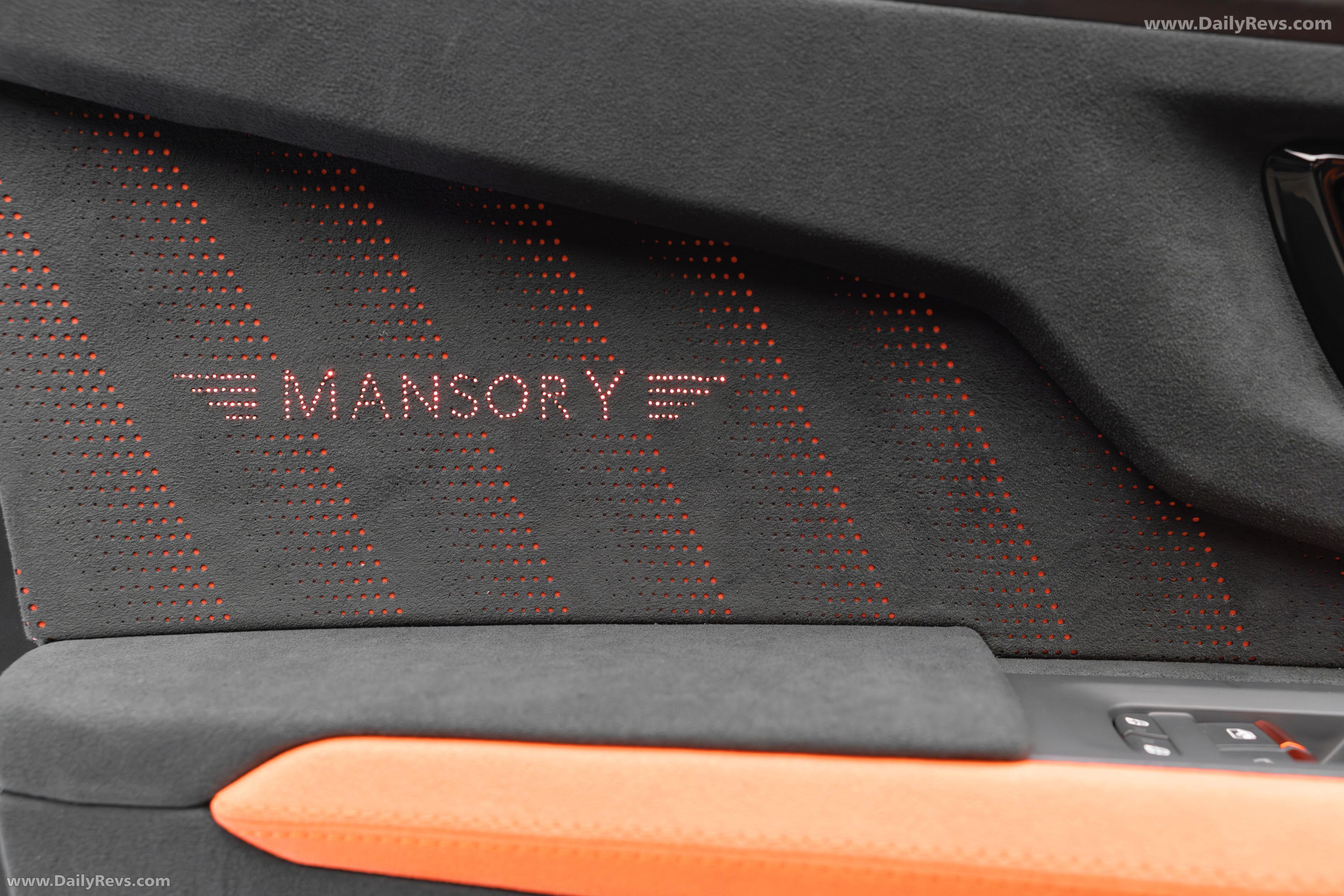 2026 Mansory Venatus SE Interior