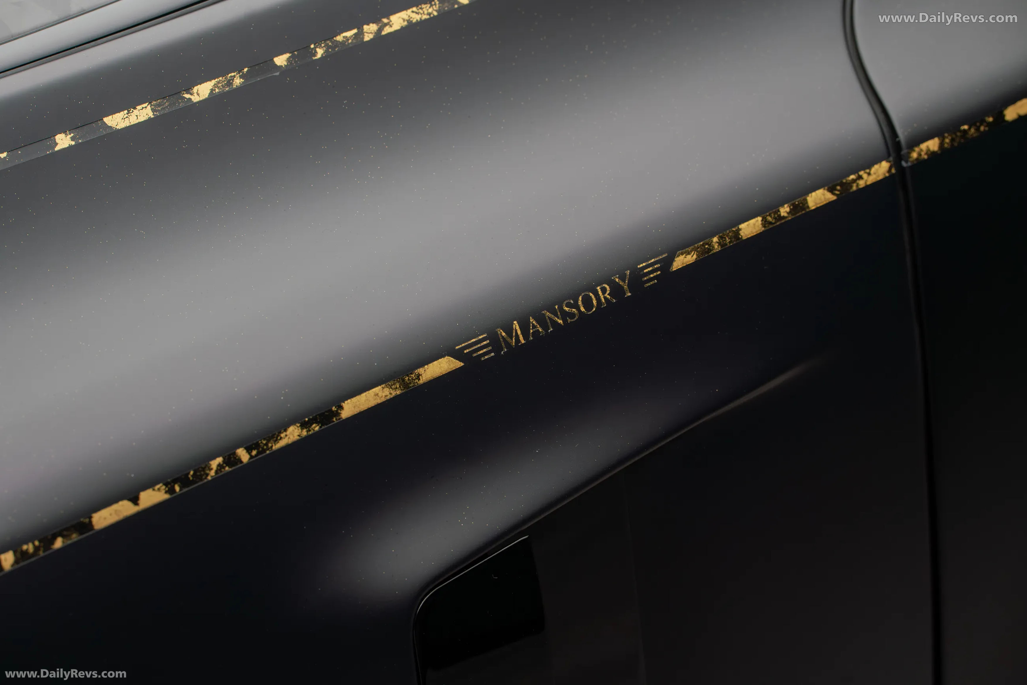 2026 Mansory Linea Nera D Oro Interior