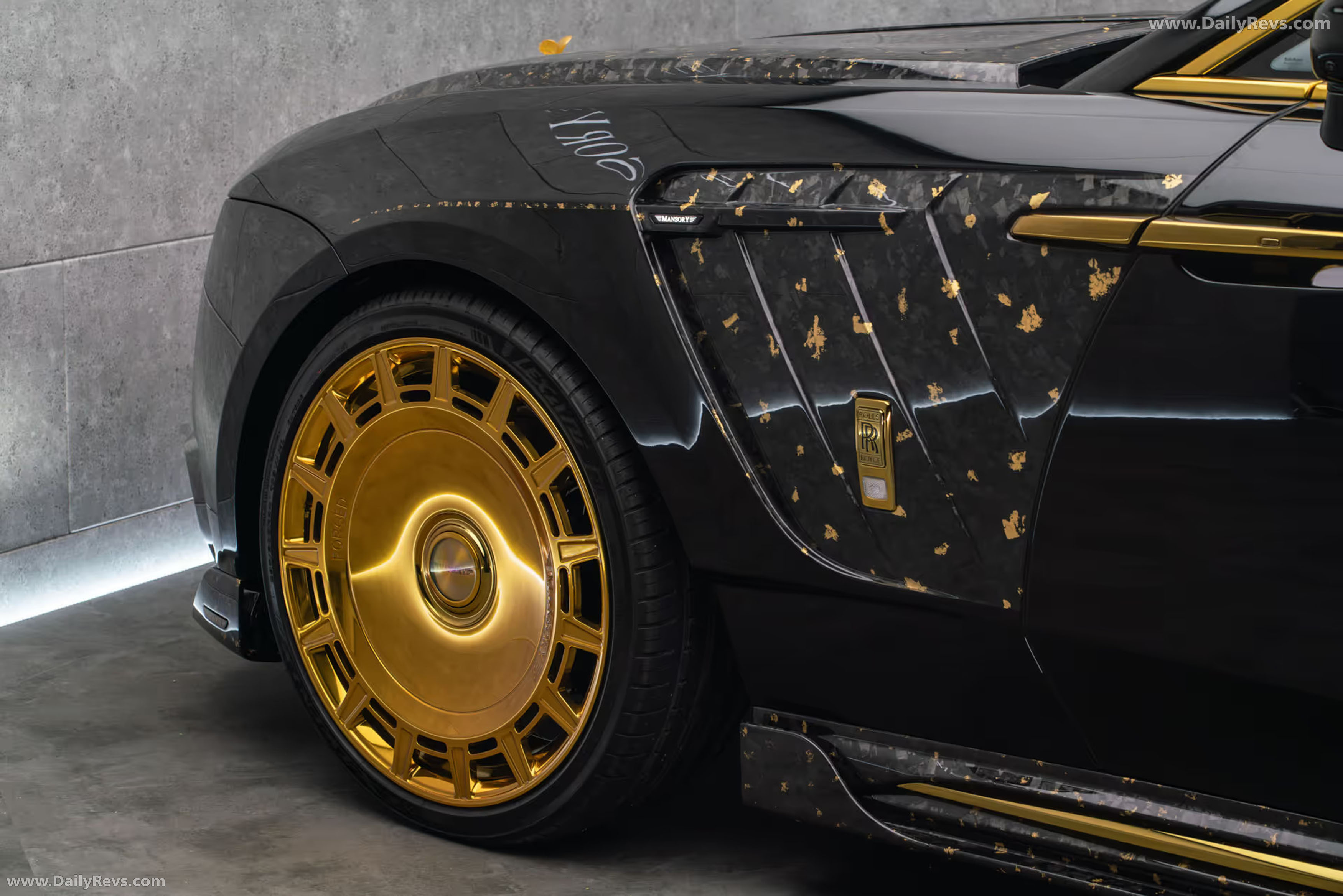 2026 Mansory Equista Linea dOro Exterior