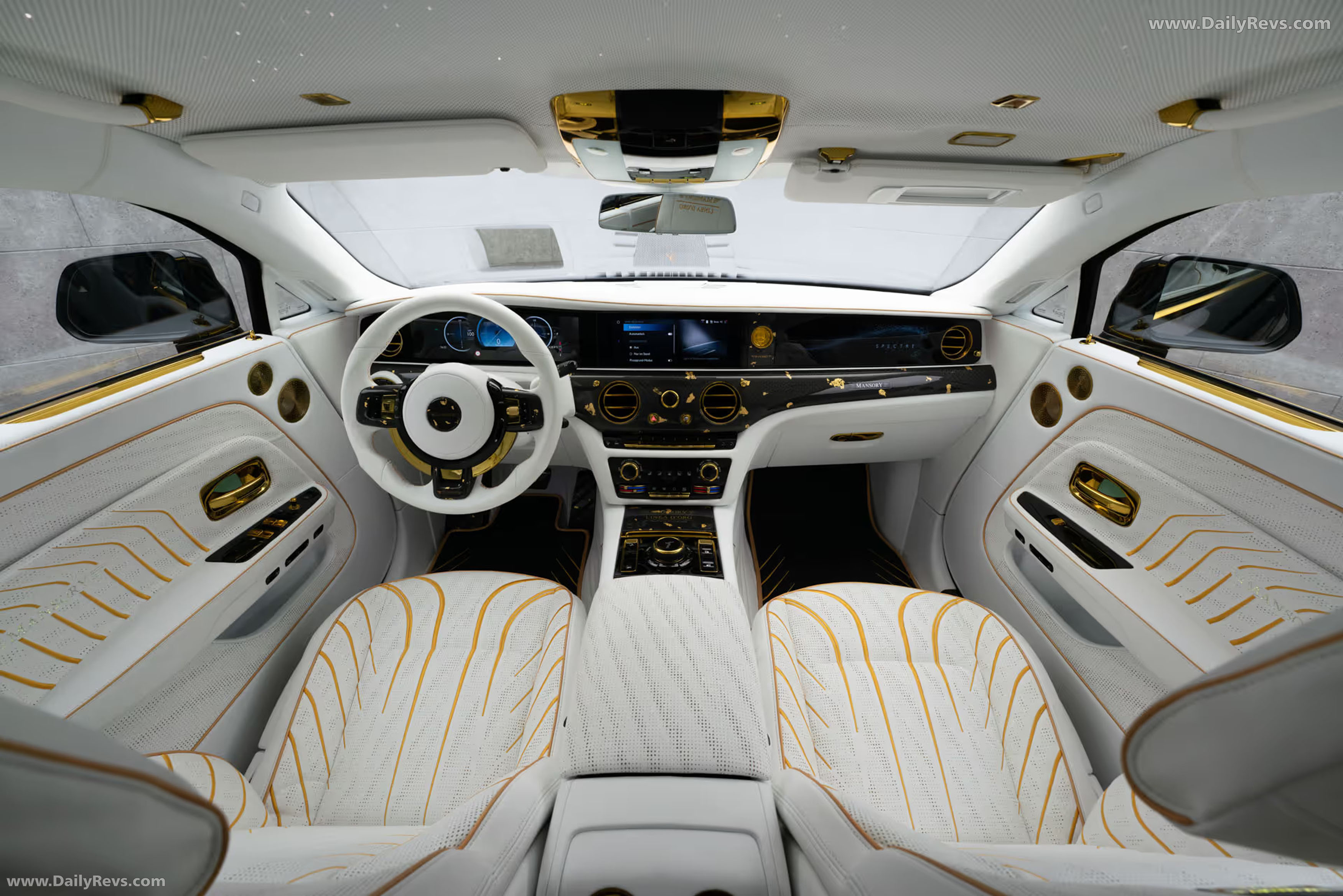 2026 Mansory Equista Linea dOro Interior