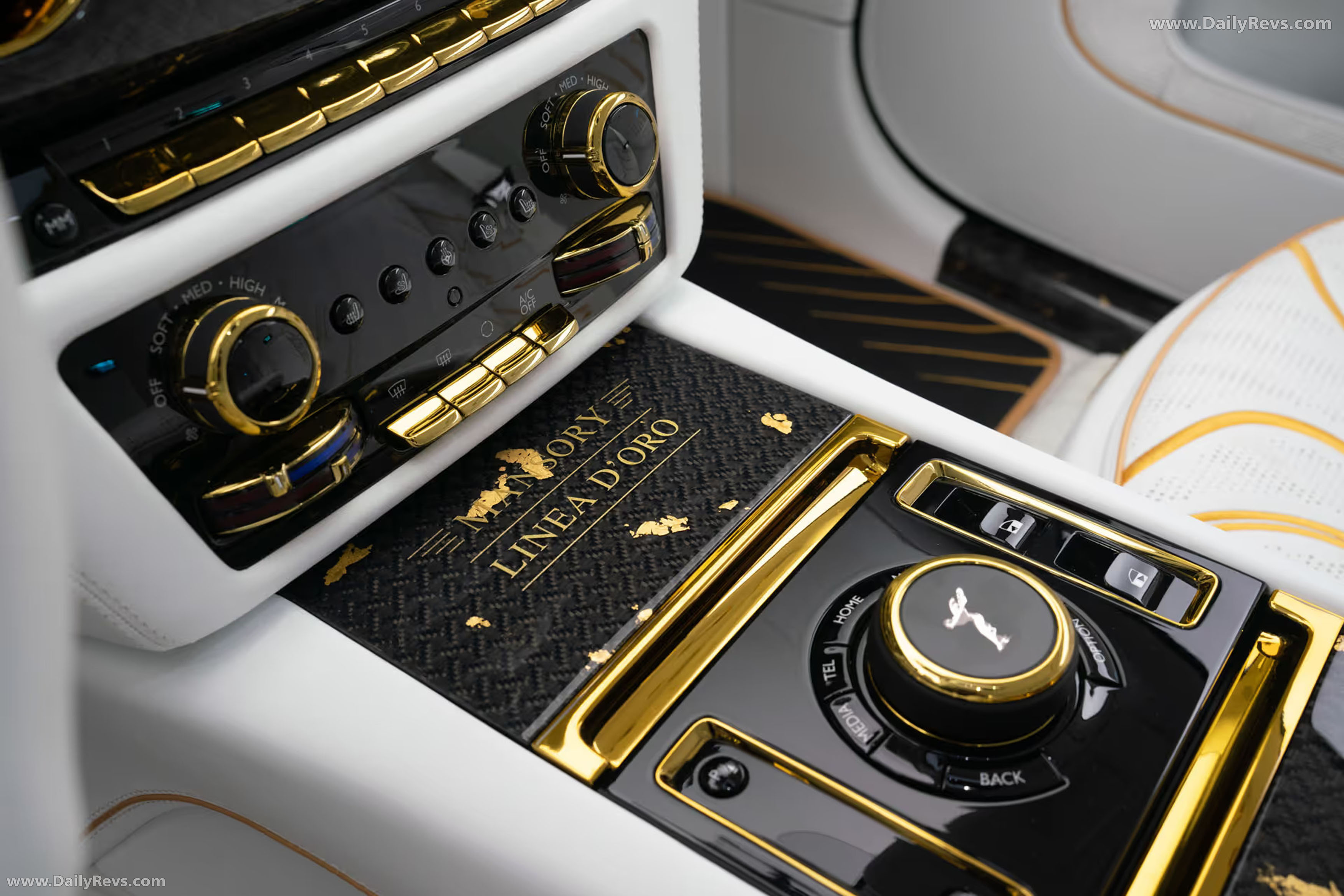 2026 Mansory Equista Linea dOro Interior