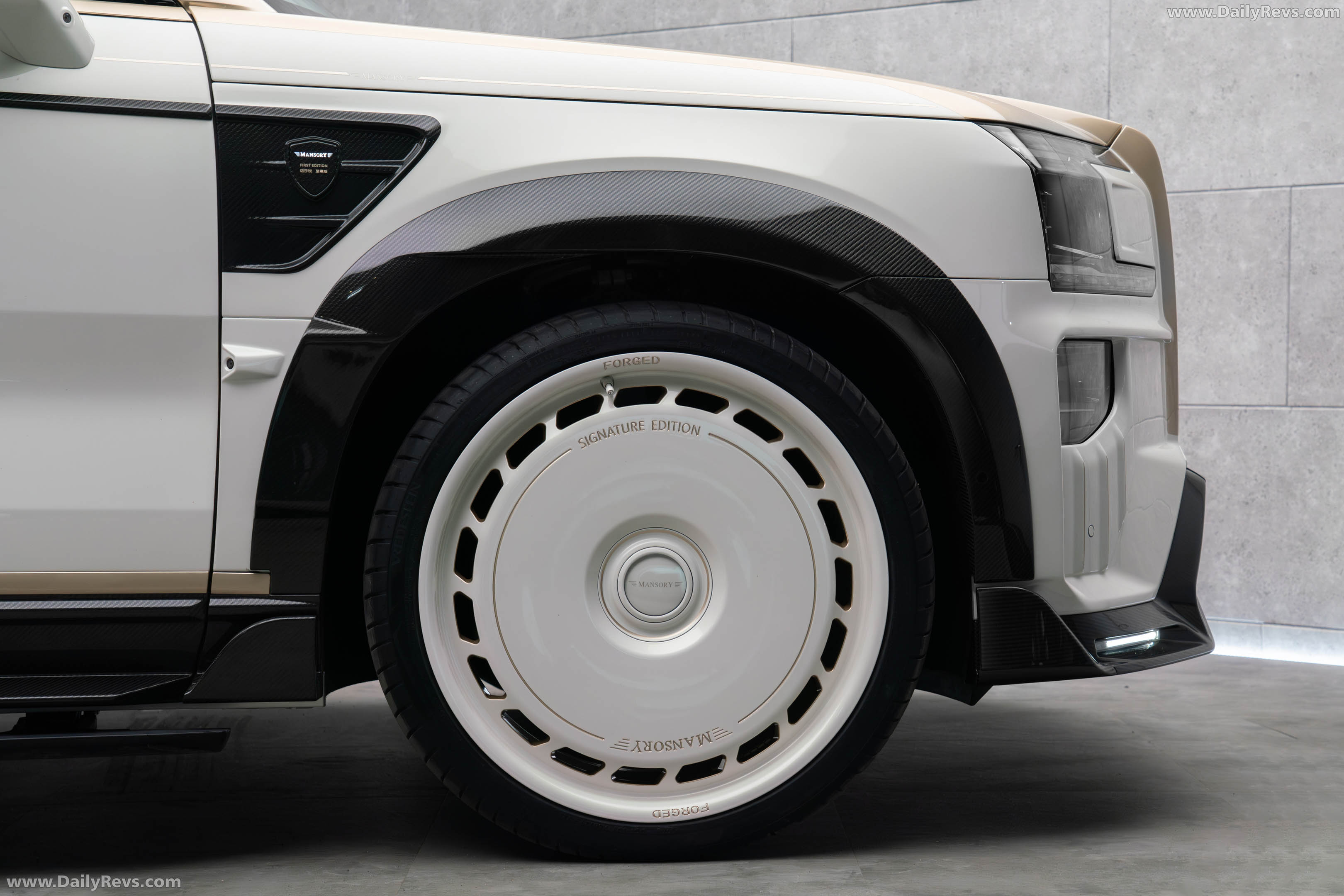 2026 Mansory Zeekr 9X Exterior