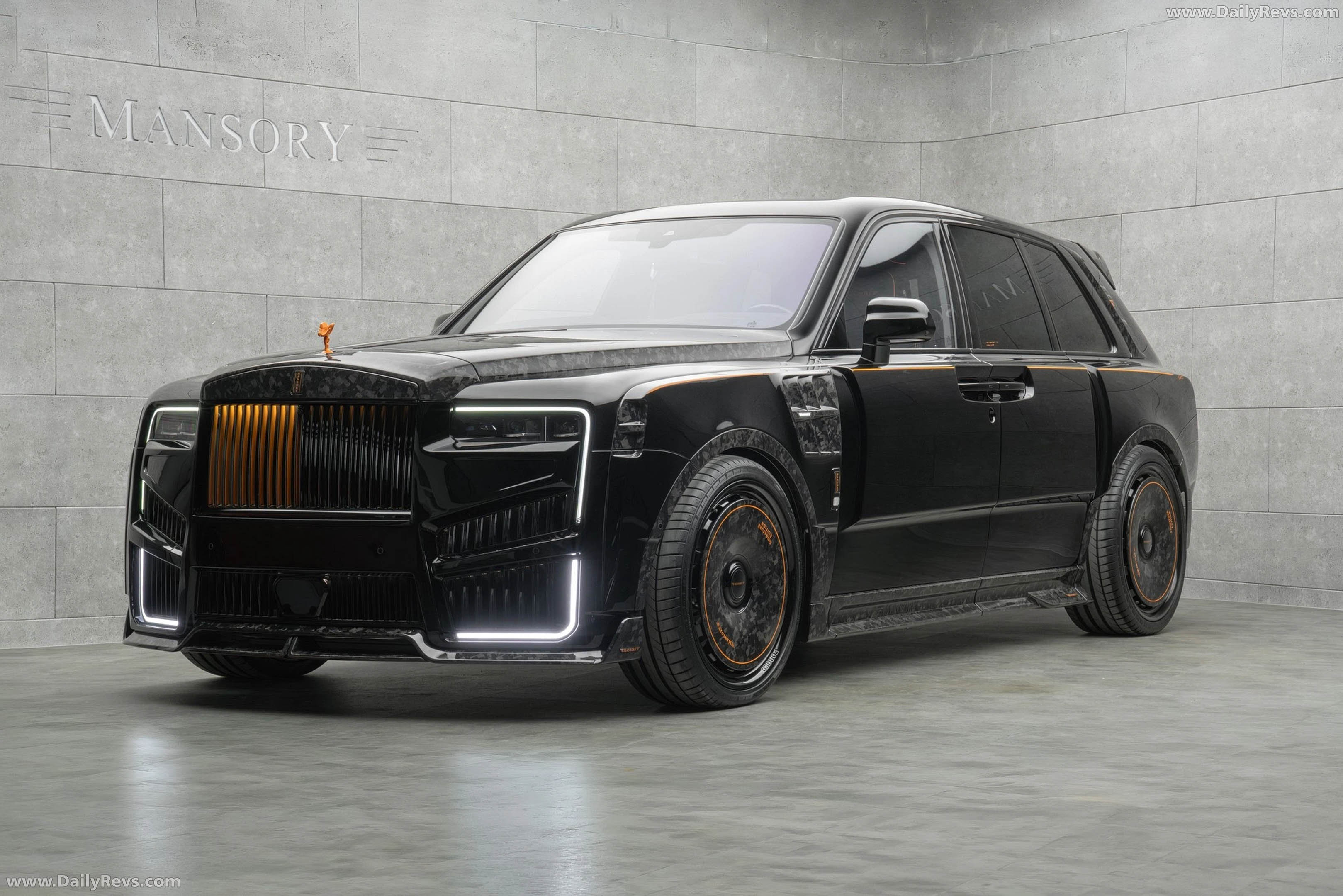 2026 Mansory Cullinan Series II Emperor Signature Front View