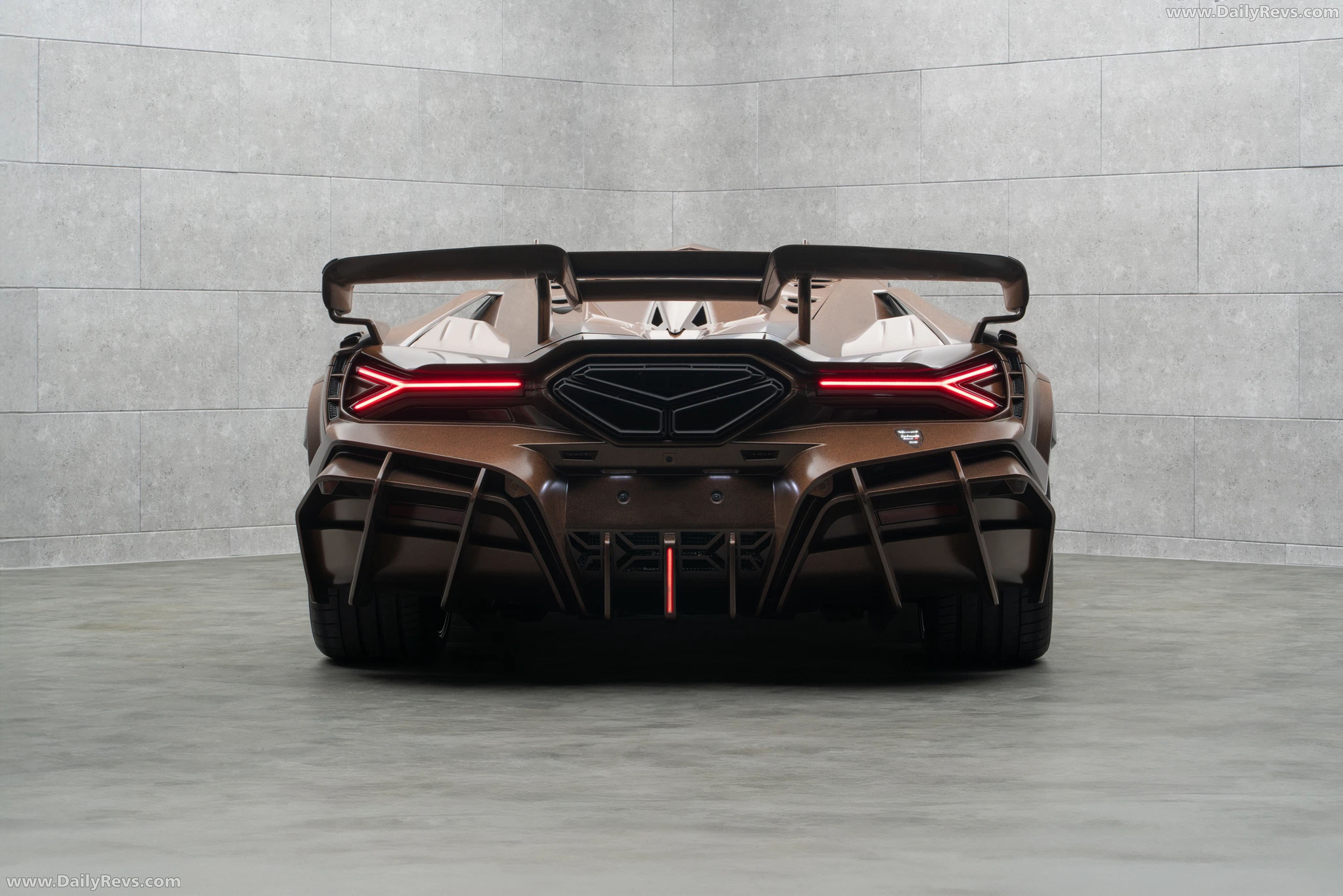 2026 Mansory Carbonado X Damask Edition Rear View