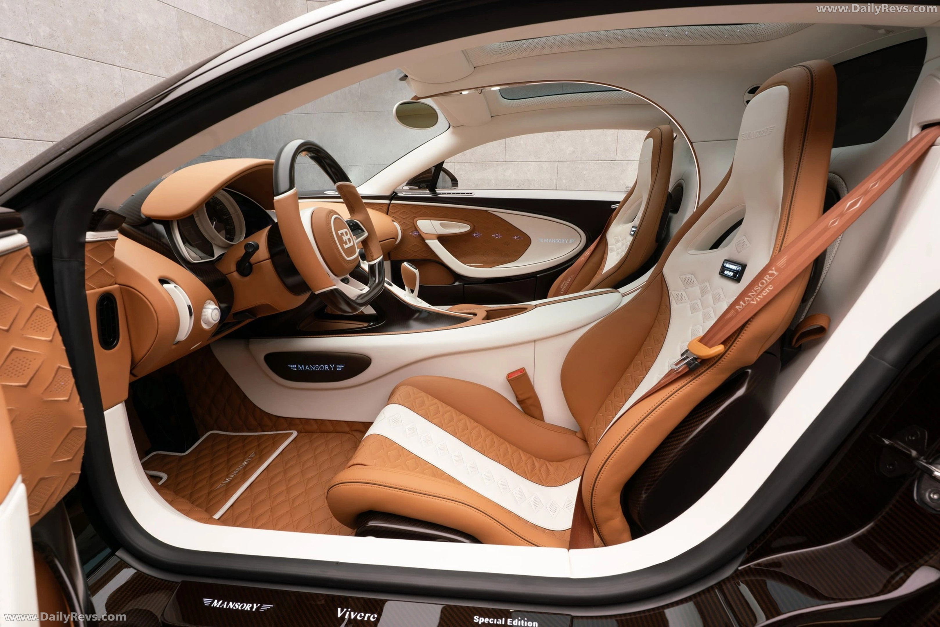 2026 Mansory Vivere Interior