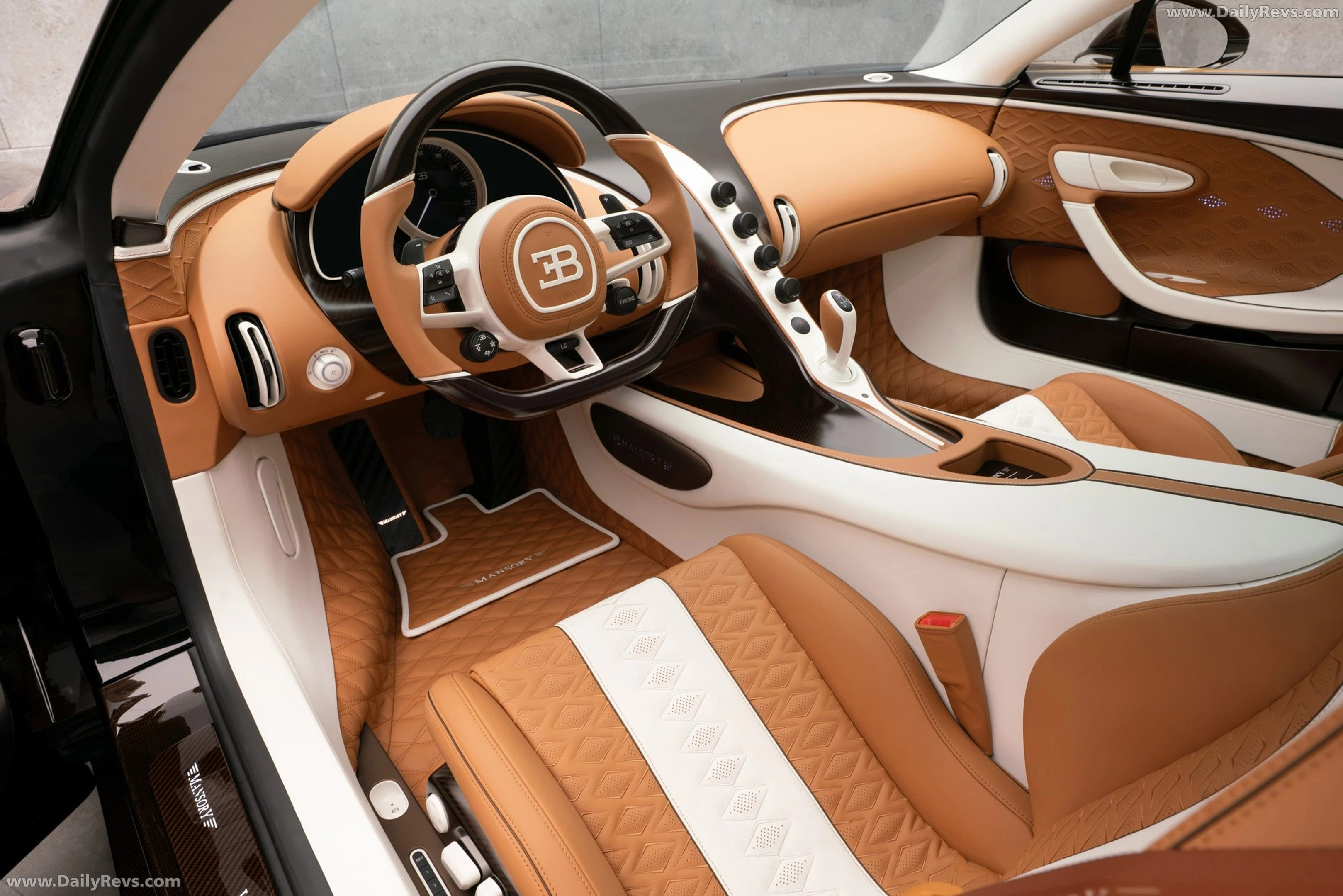 2026 Mansory Vivere Interior