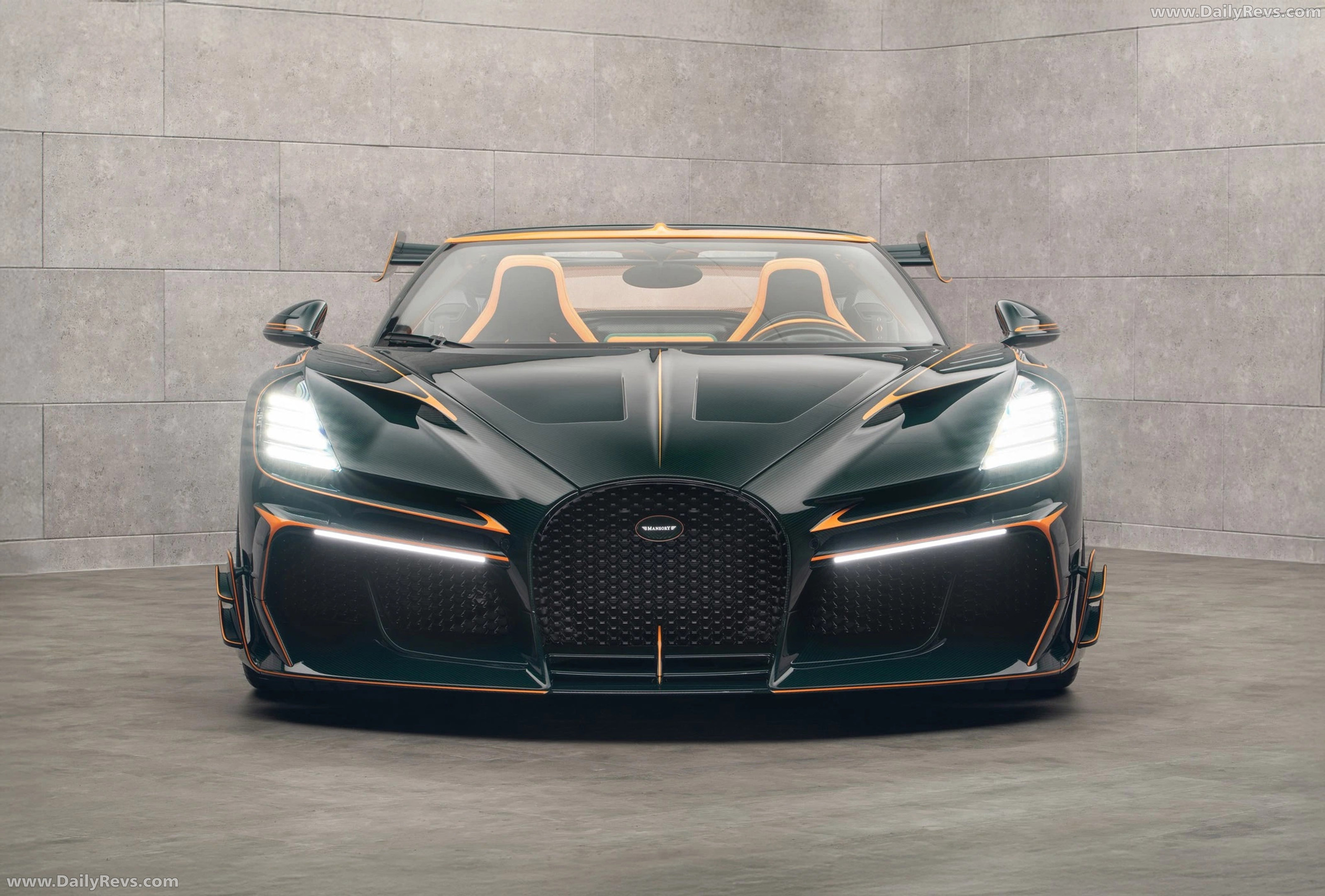 2026 Mansory Vincero Front View