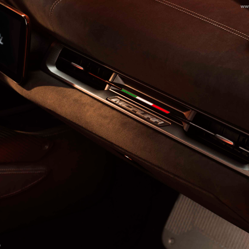 2026 Maserati MCPURA Interior