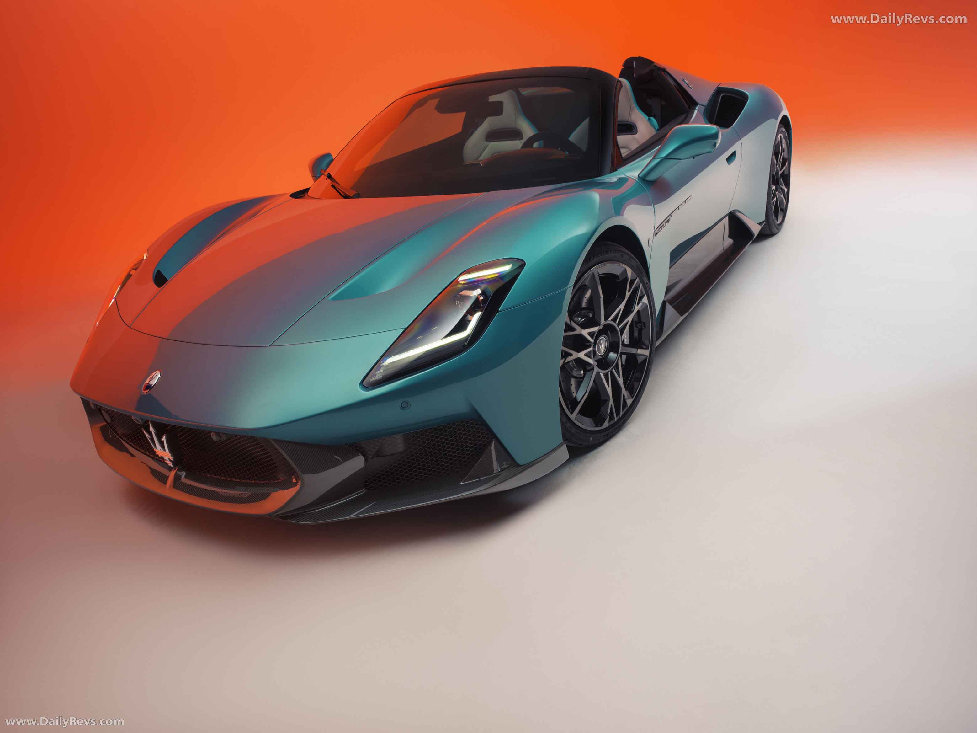 2026 Maserati MCPURA Cielo Front View