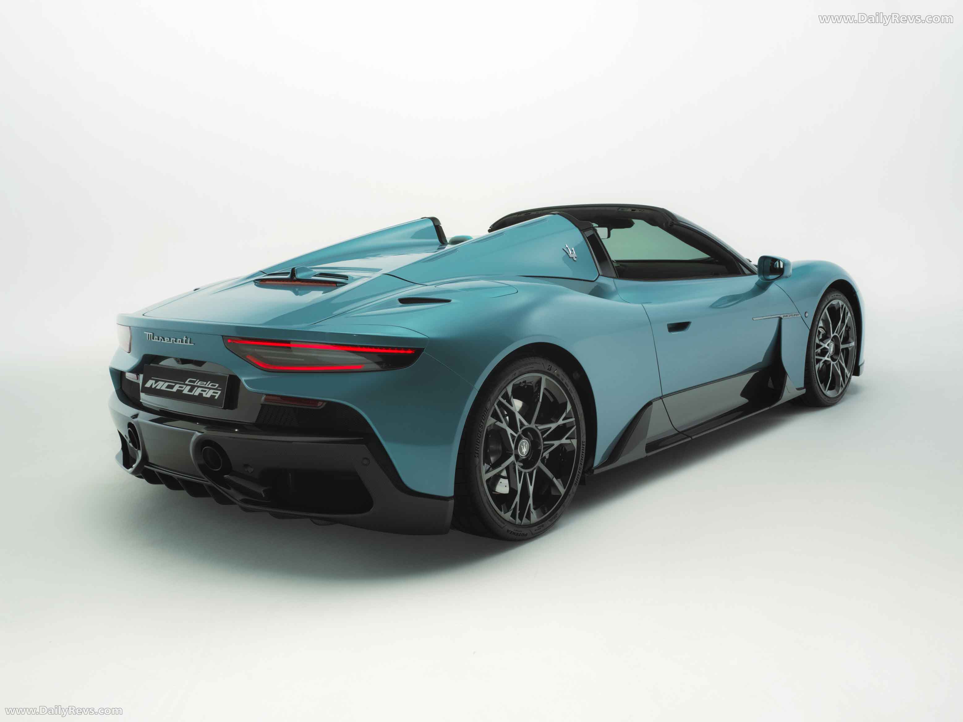 2026 Maserati MCPURA Cielo Rear View
