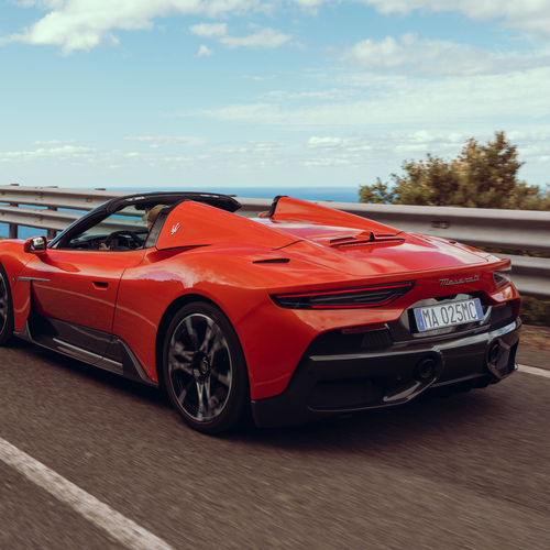 2026 Maserati MCPURA Cielo Devil Orange Rear View