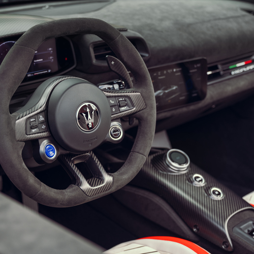 2026 Maserati MCPURA Cielo Devil Orange Interior