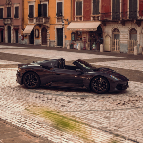 2026 Maserati MCPURA Cielo Night Interaction Side View