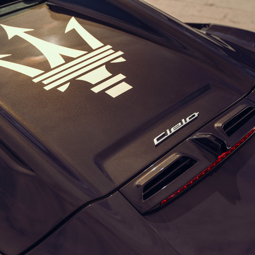2026 Maserati MCPURA Cielo Night Interaction Exterior