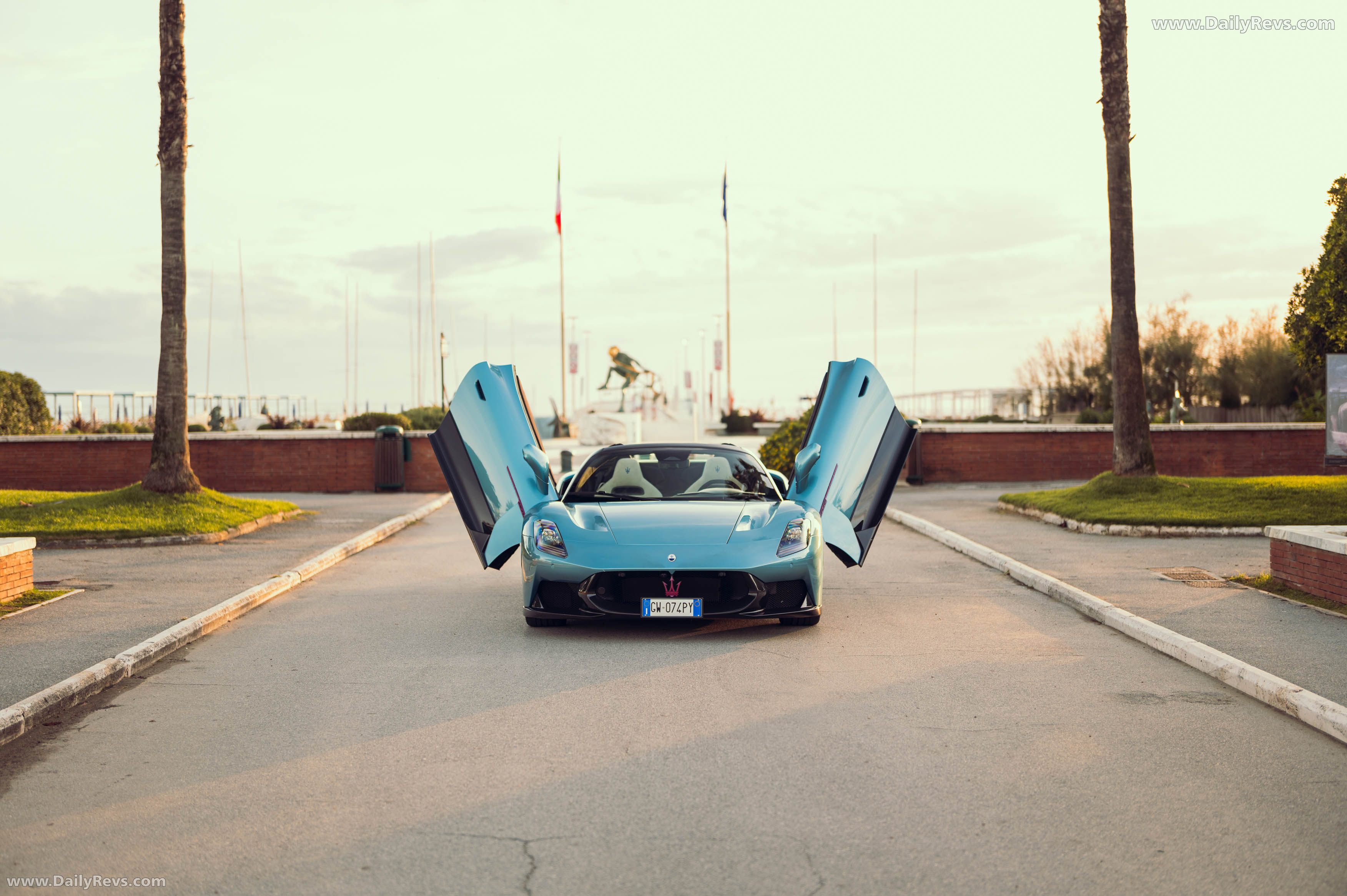2026 Maserati MCPURA Cielo AI AQUA Rainbow Front View