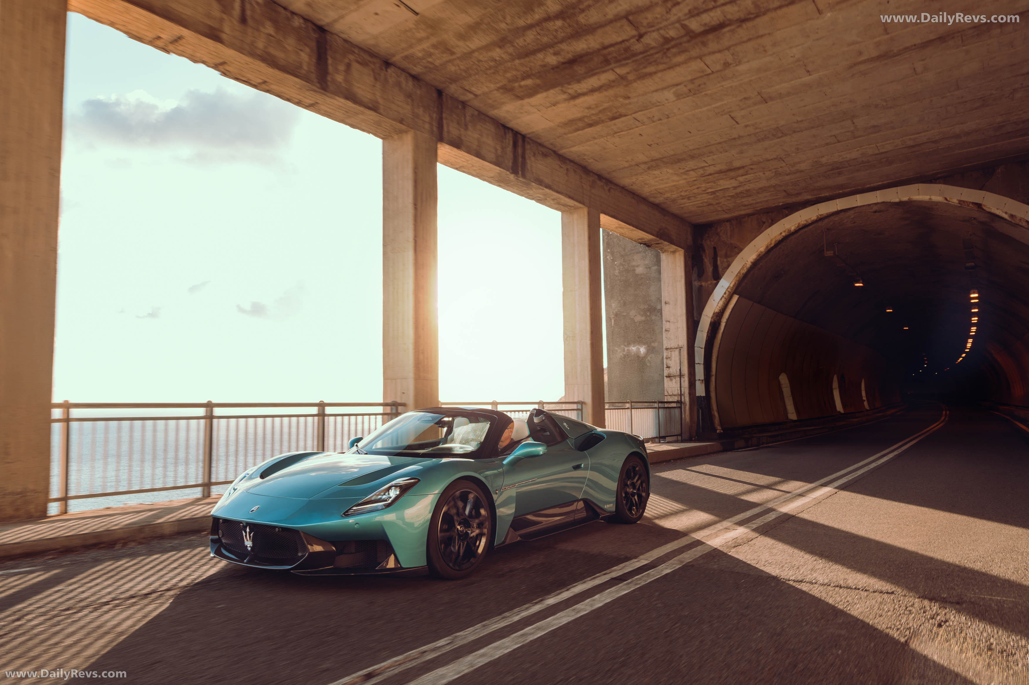 2026 Maserati MCPURA Cielo AI AQUA Rainbow Front View