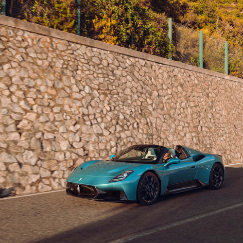 2026 Maserati MCPURA Cielo AI AQUA Rainbow Front View