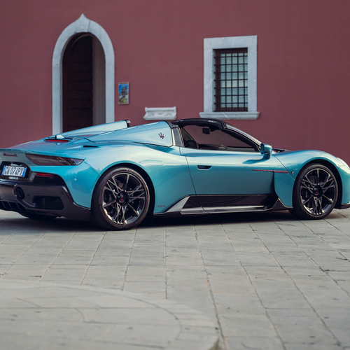 2026 Maserati MCPURA Cielo AI AQUA Rainbow Rear View