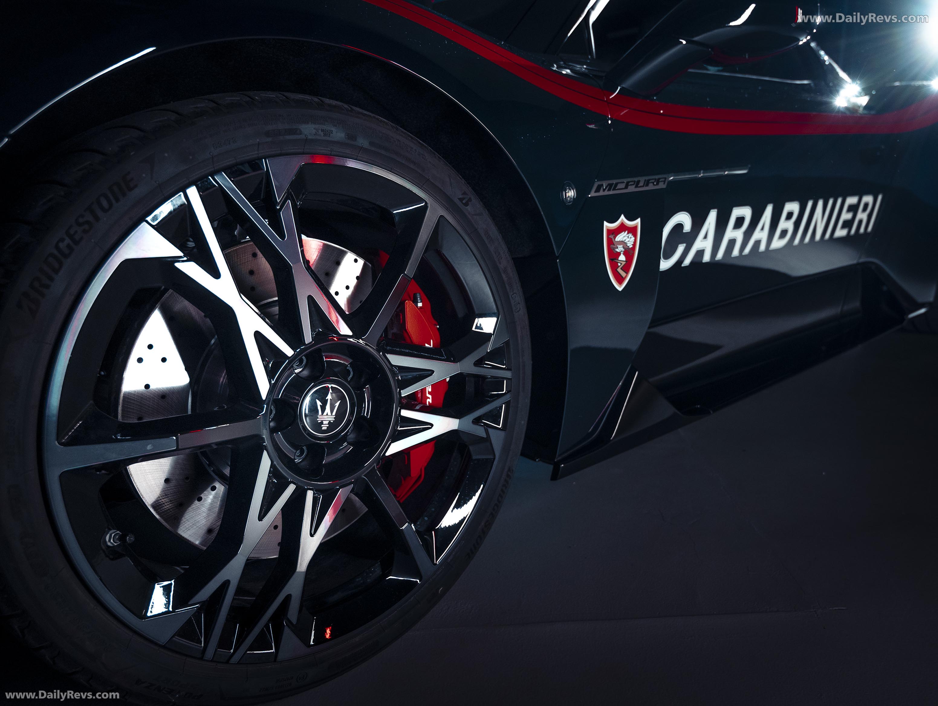 2026 Maserati MCPURA Carabinieri Exterior