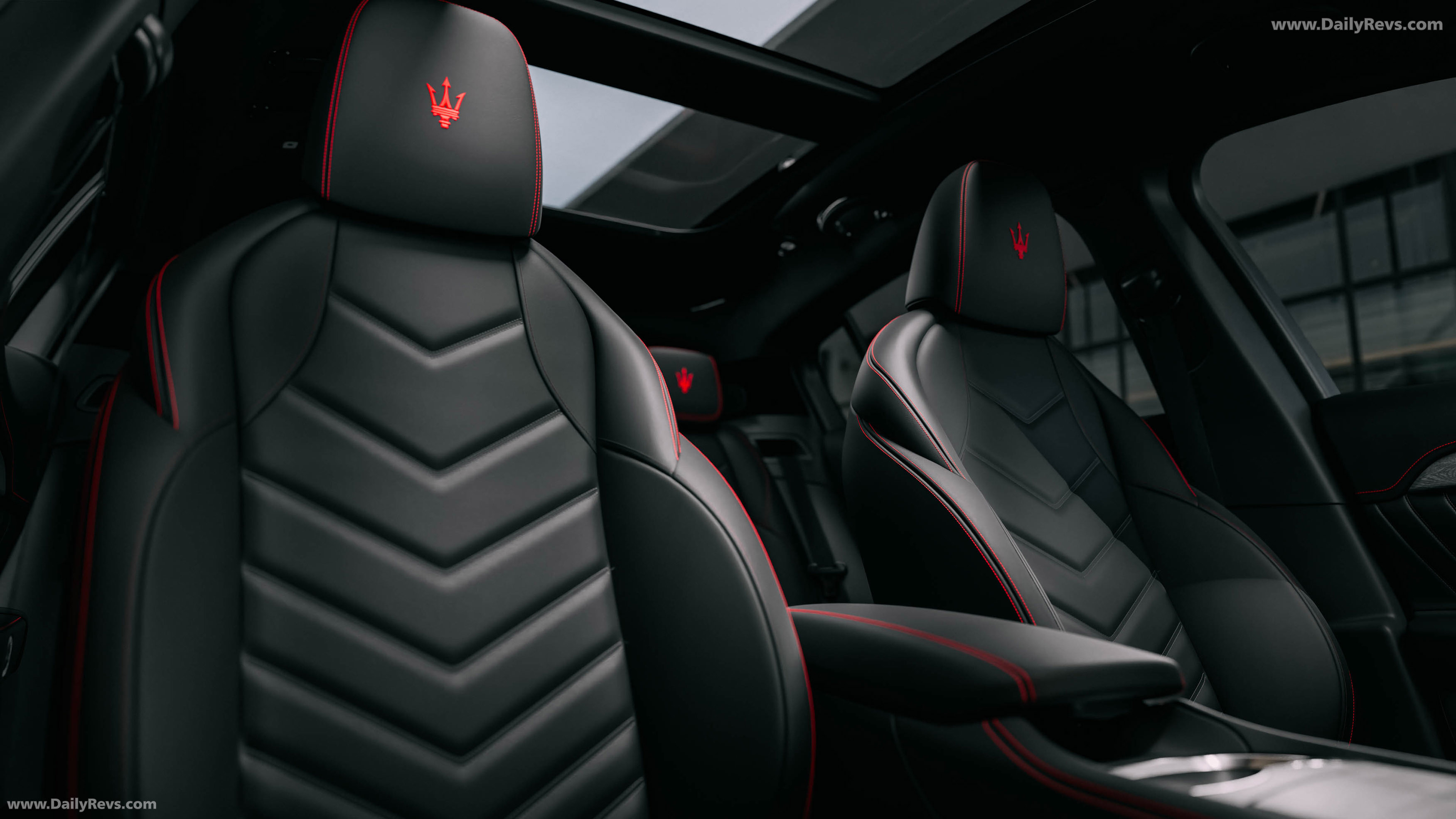 2026 Maserati Grecale Folgore Interior