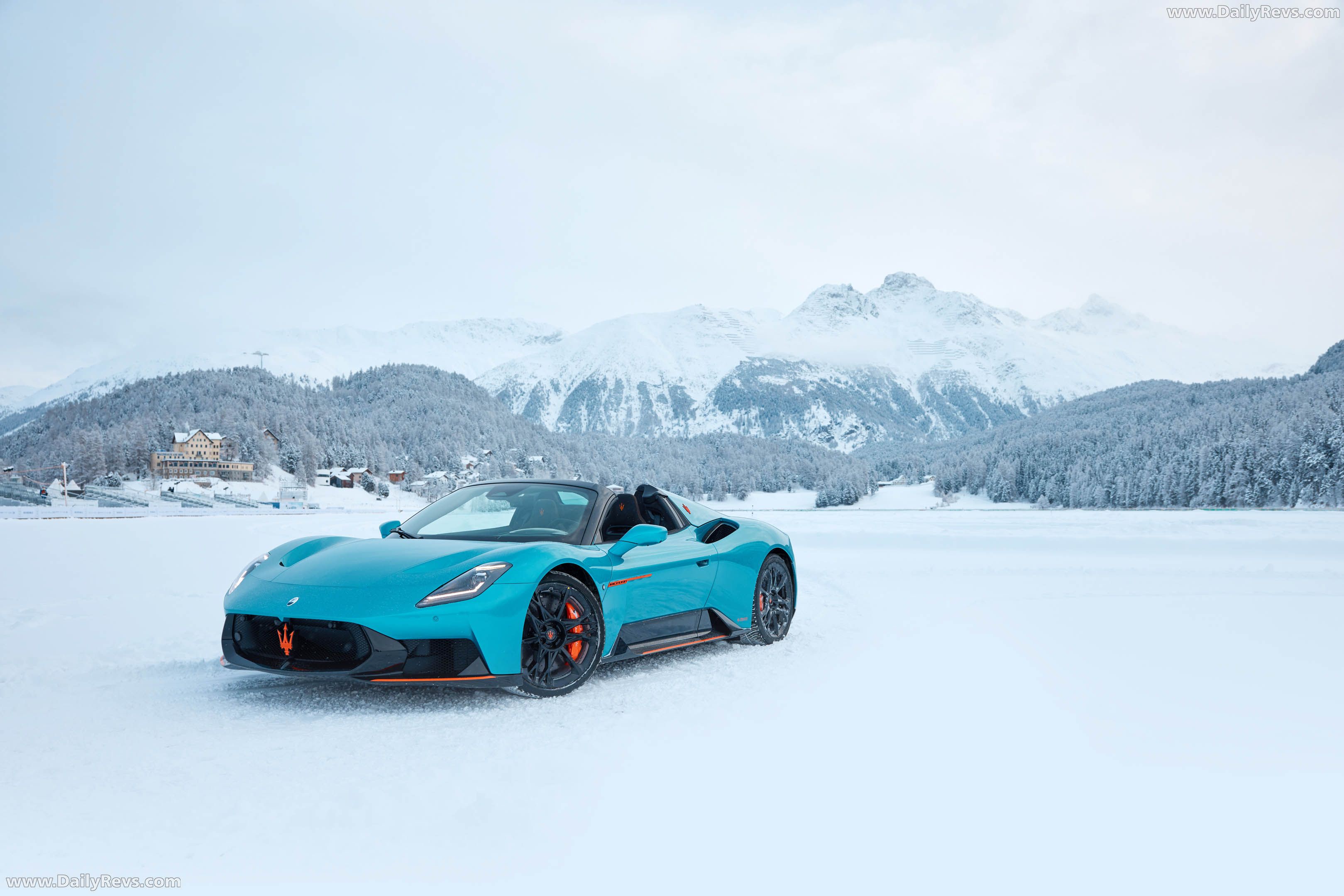 2026 Maserati MCPURA Cielo Frozen Magma Front View