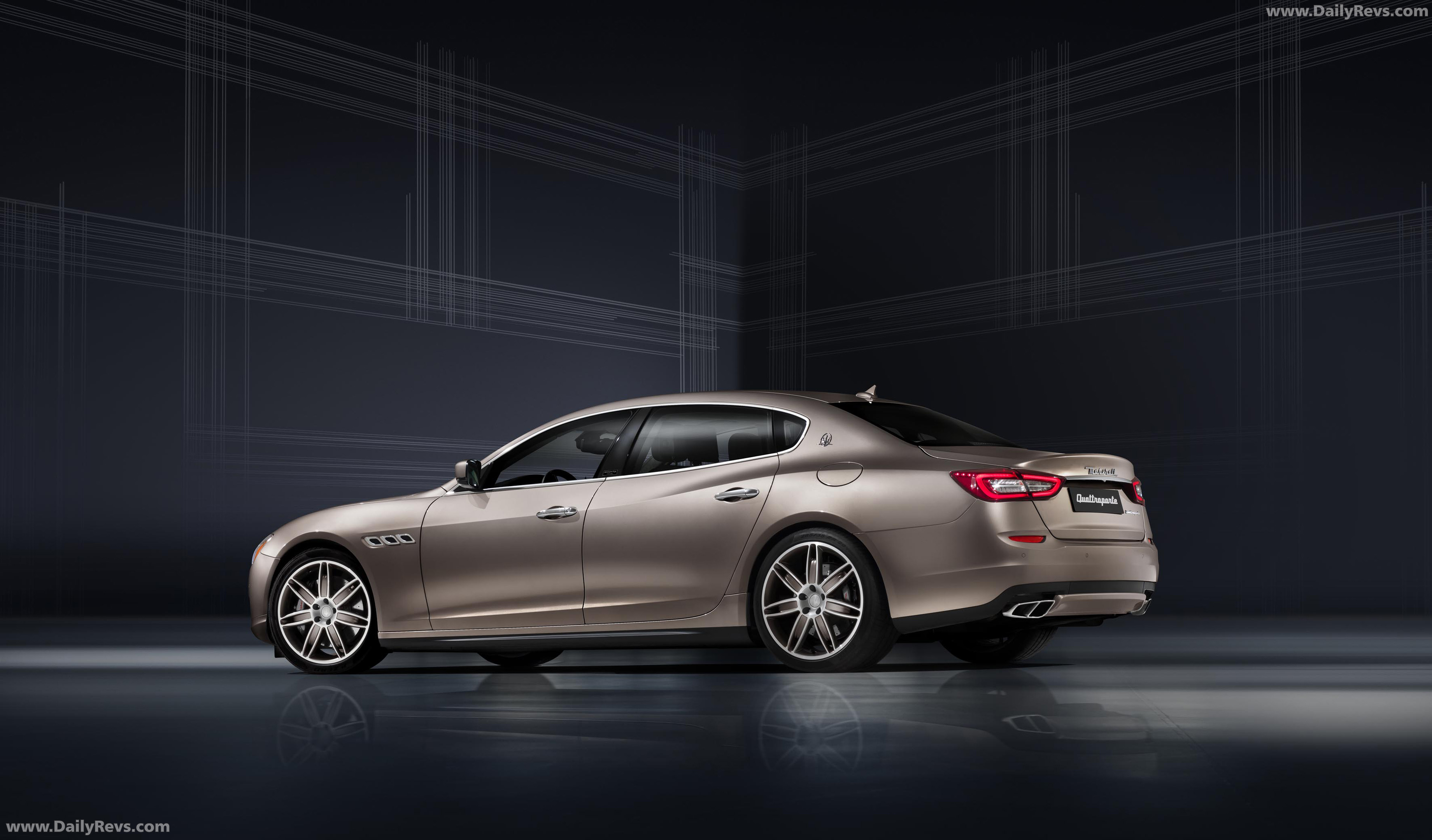 2013 Maserati Quattroporte Zegna Edition Concept Rear View