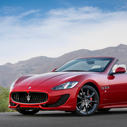 2013 Maserati GranCabrio Sport Front View