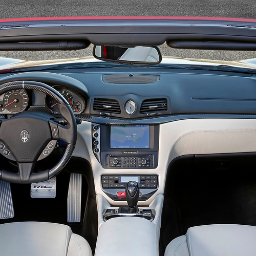 2013 Maserati GranCabrio Sport Interior
