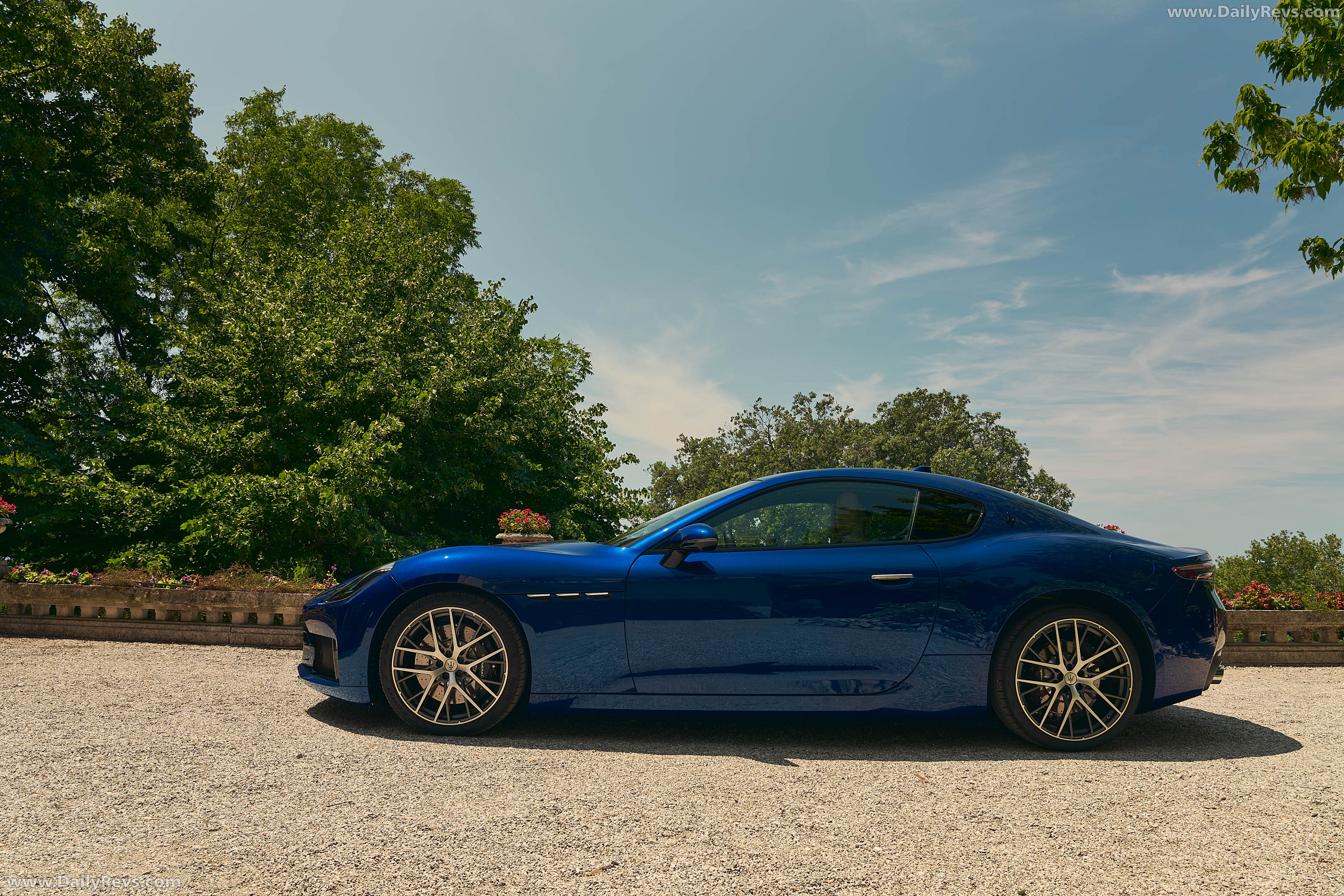 2027 Maserati GranTurismo 490 CV Side View