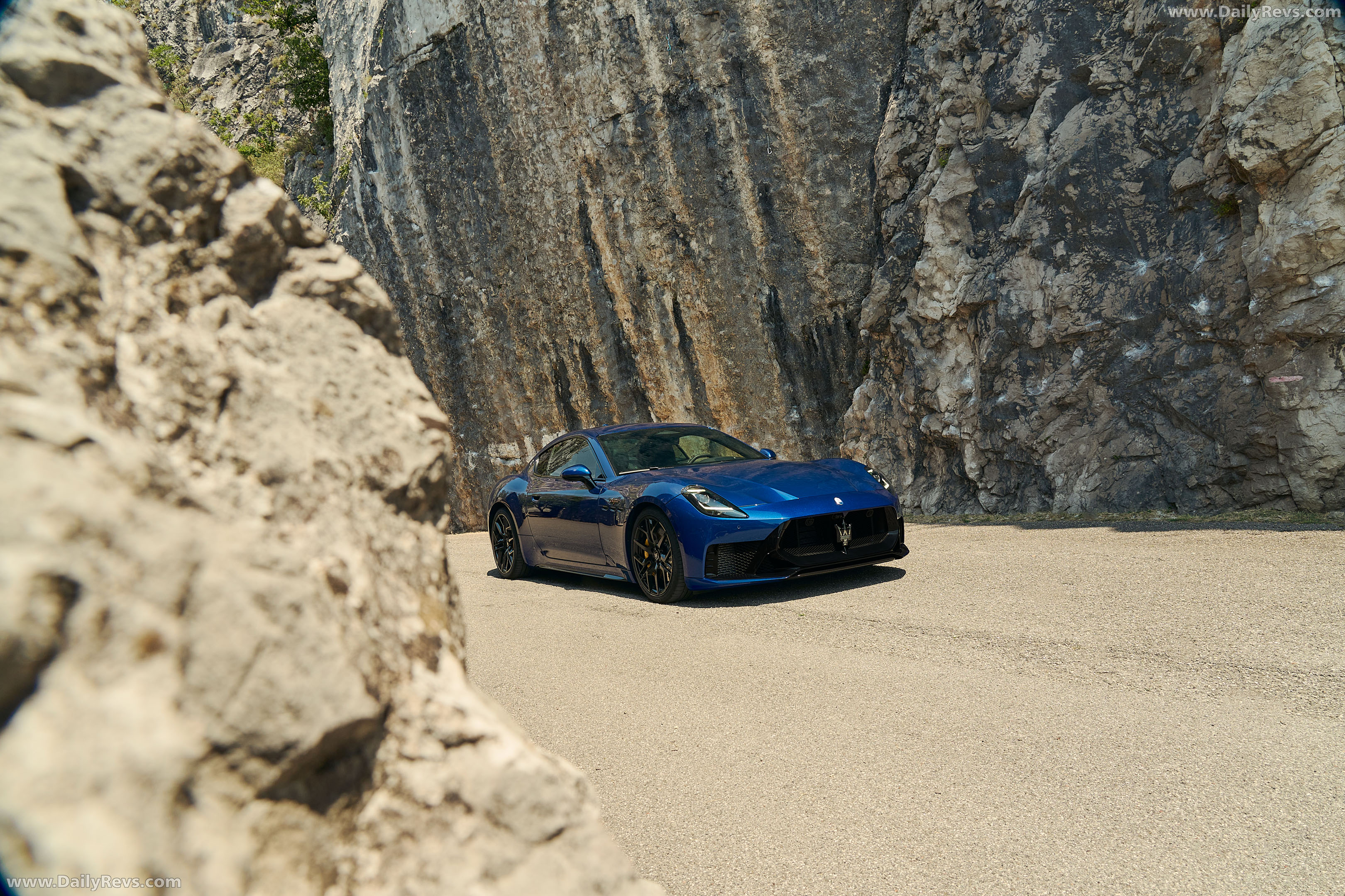 2027 Maserati GranTurismo Trofeo Front View