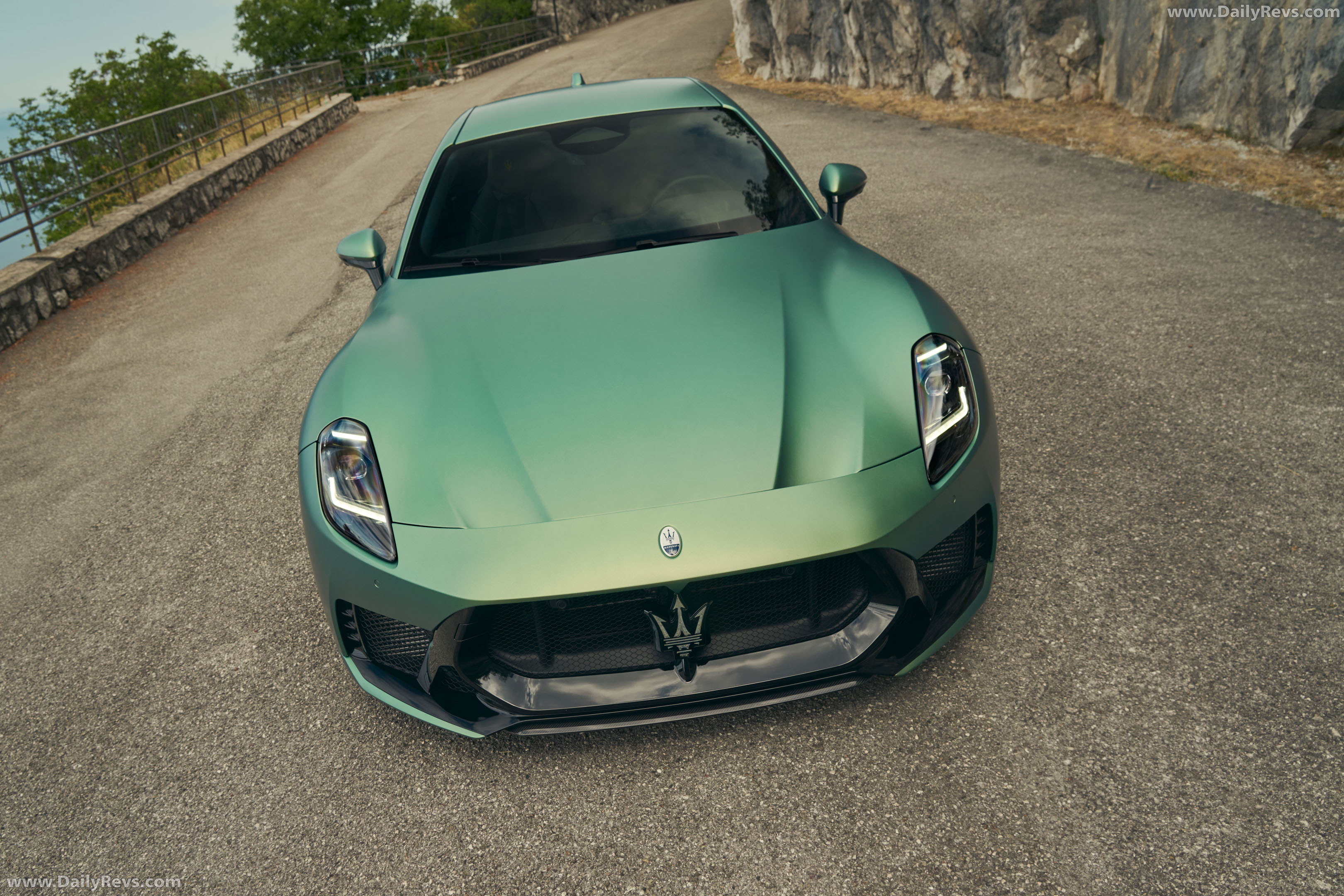 2027 Maserati GranTurismo Trofeo Green Jupiter Front View