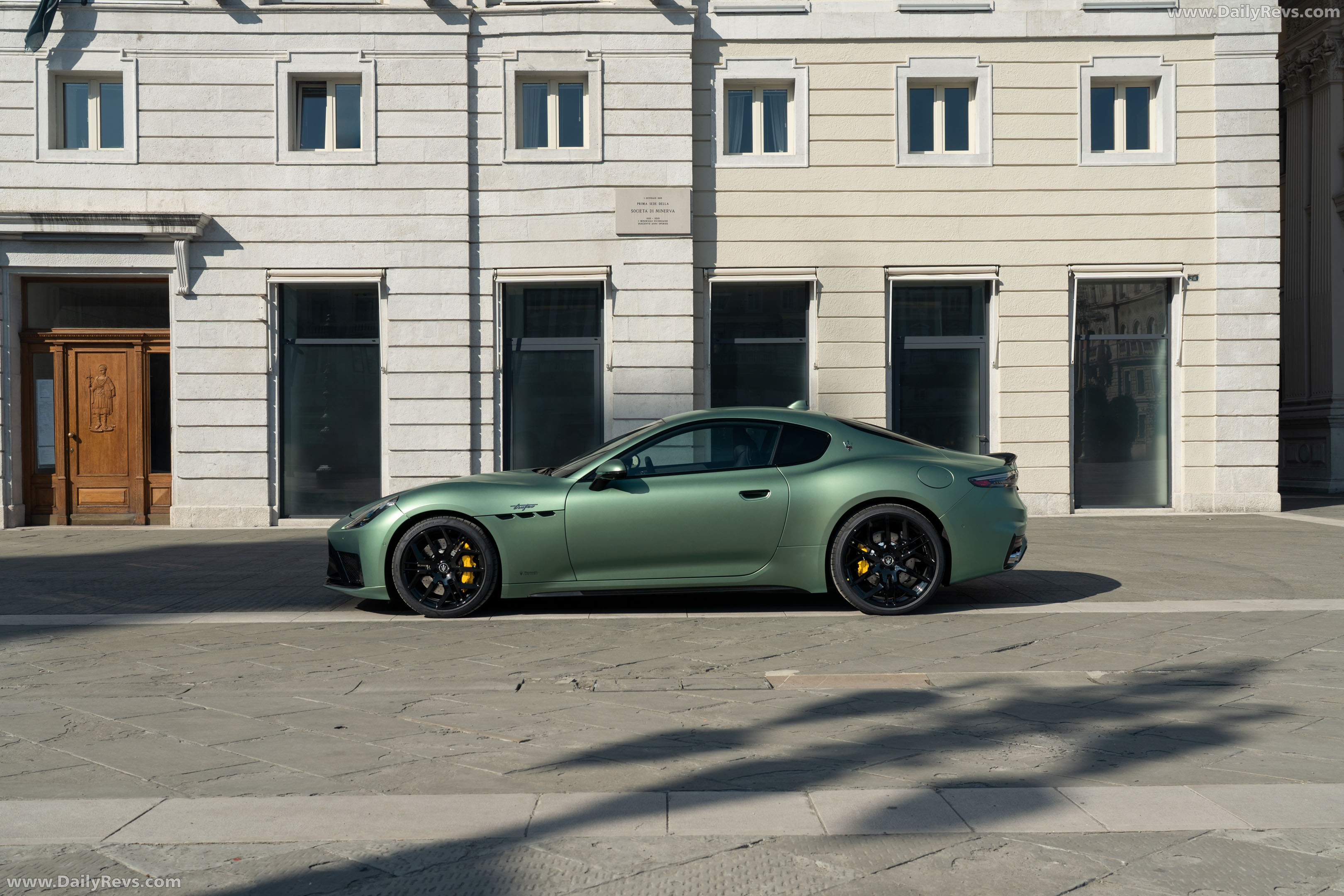2027 Maserati GranTurismo Trofeo Green Jupiter Side View