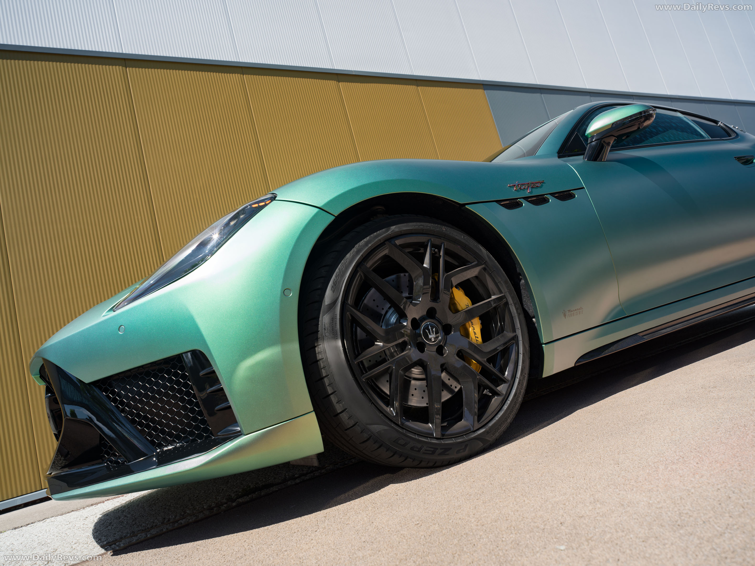 2027 Maserati GranTurismo Trofeo Green Jupiter Exterior