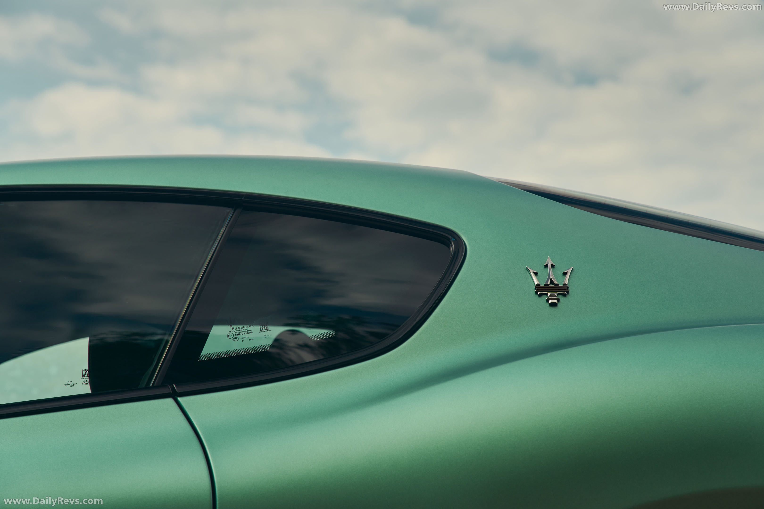 2027 Maserati GranTurismo Trofeo Green Jupiter Exterior