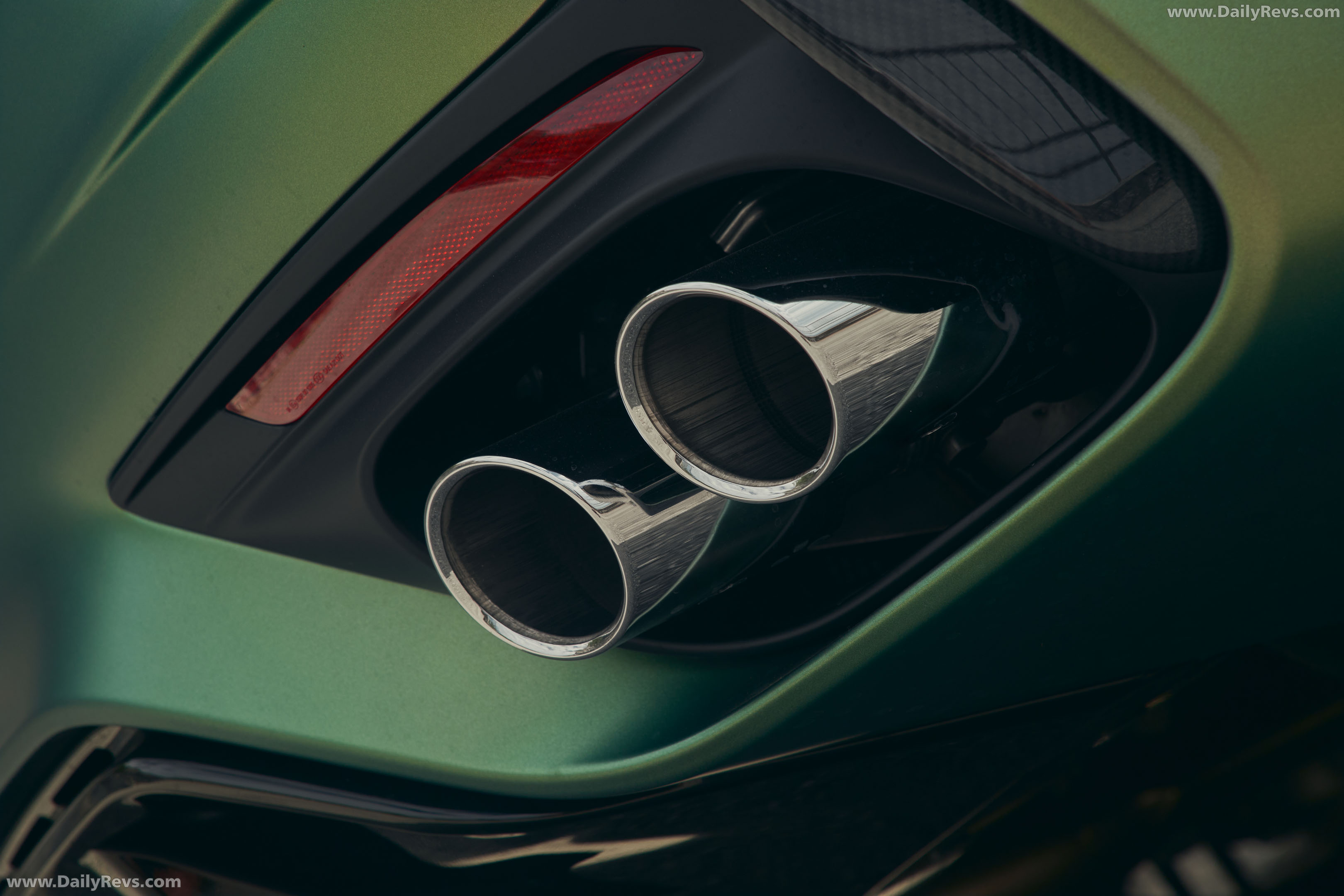 2027 Maserati GranTurismo Trofeo Green Jupiter Exterior