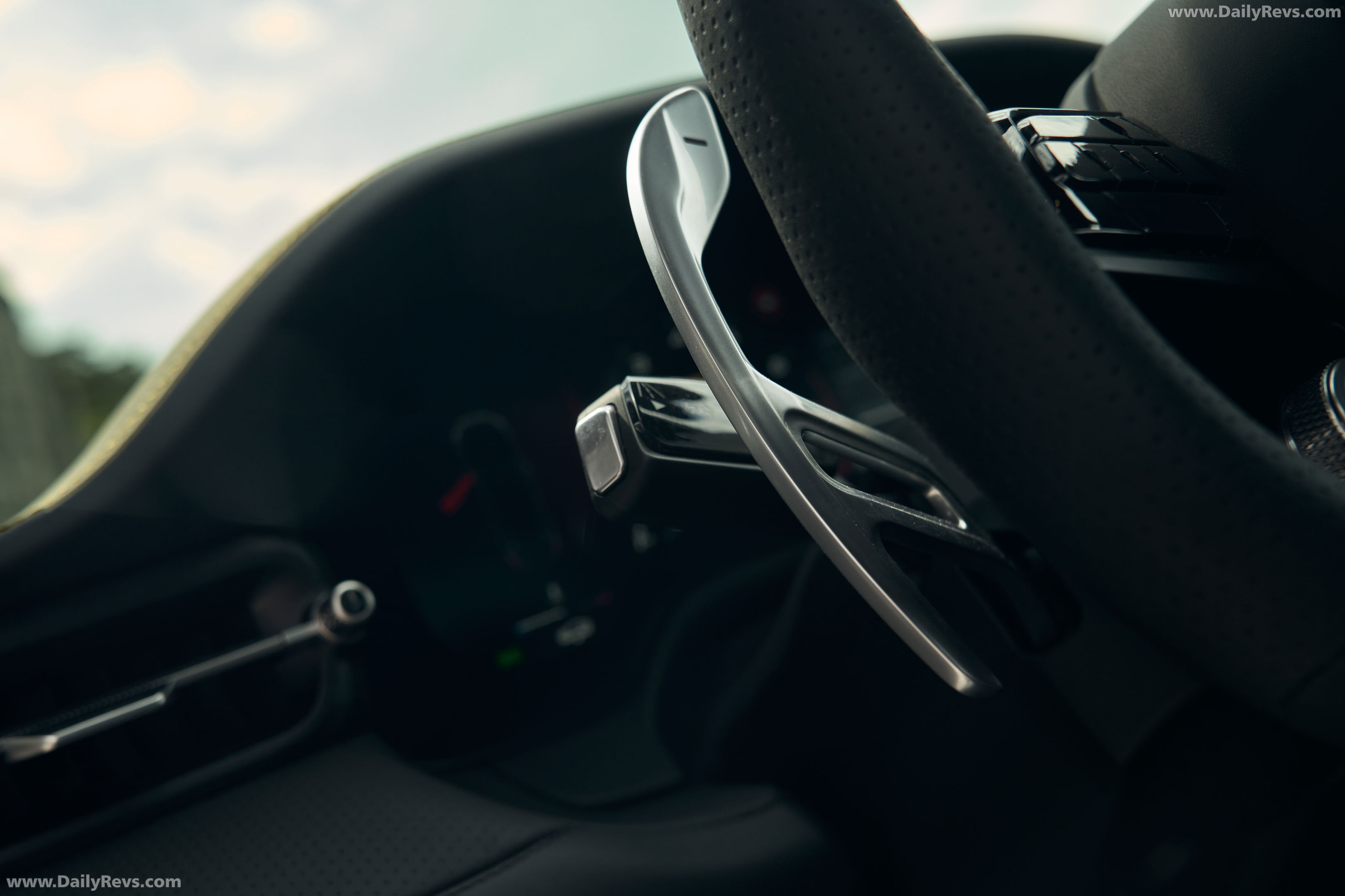 2027 Maserati GranTurismo Trofeo Green Jupiter Interior