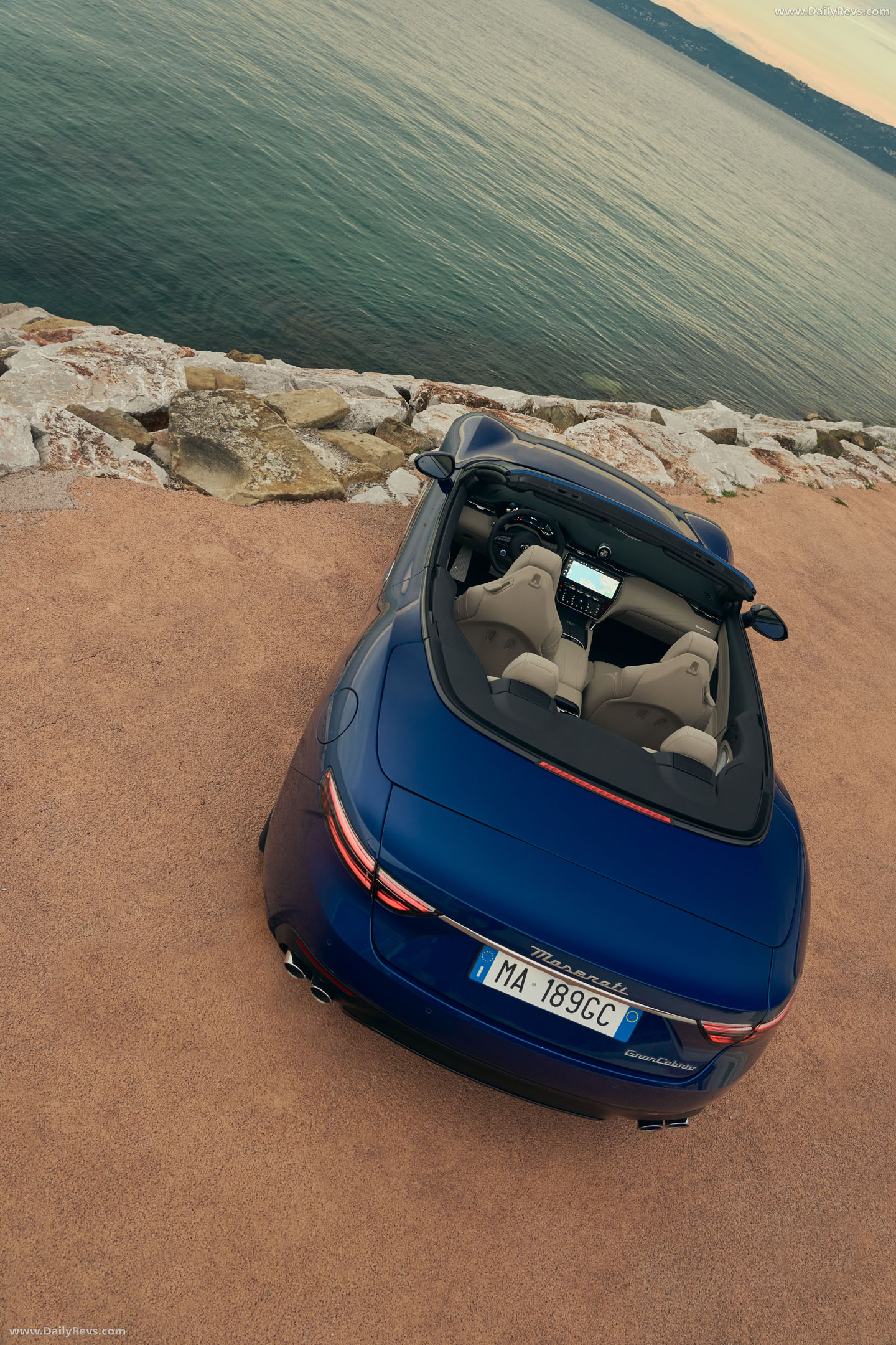 2027 Maserati GranCabrio 490 V Top View