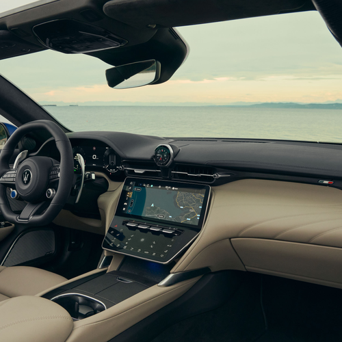 2027 Maserati GranCabrio 490 V Interior
