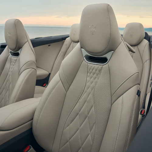 2027 Maserati GranCabrio 490 V Interior