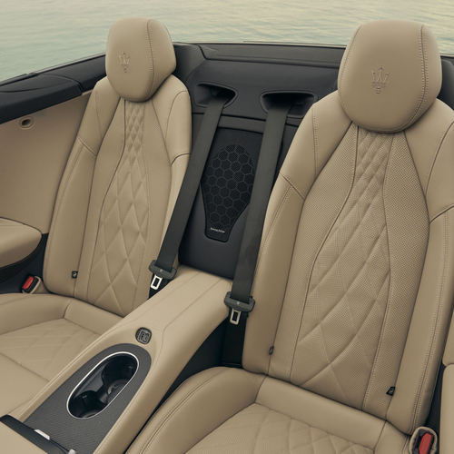 2027 Maserati GranCabrio 490 V Interior