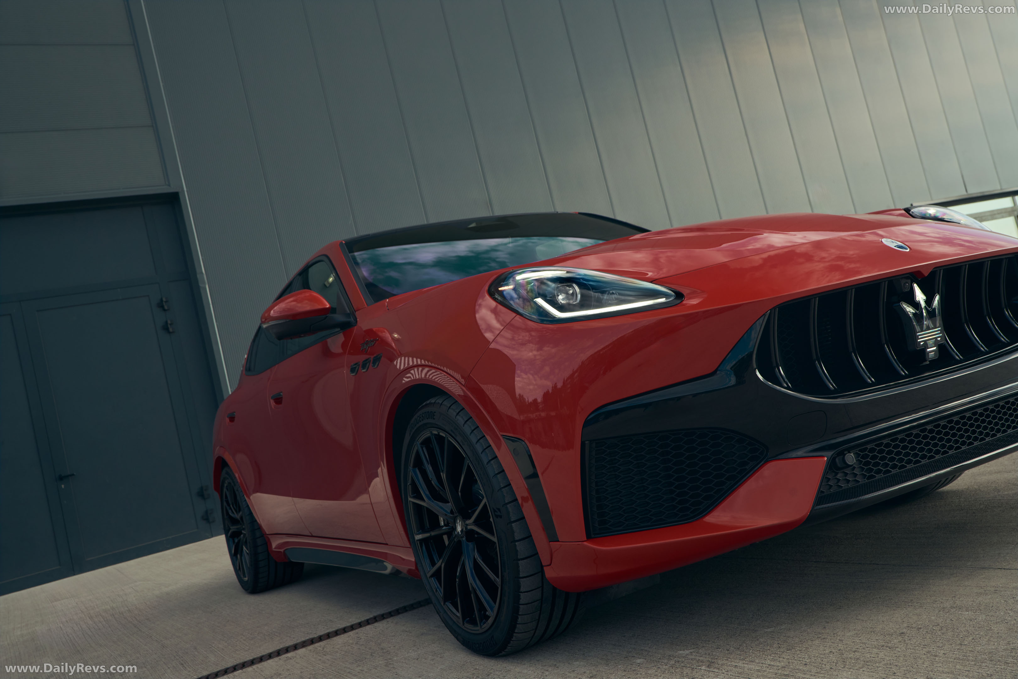 2027 Maserati Grecale Trofeo V6 Exterior