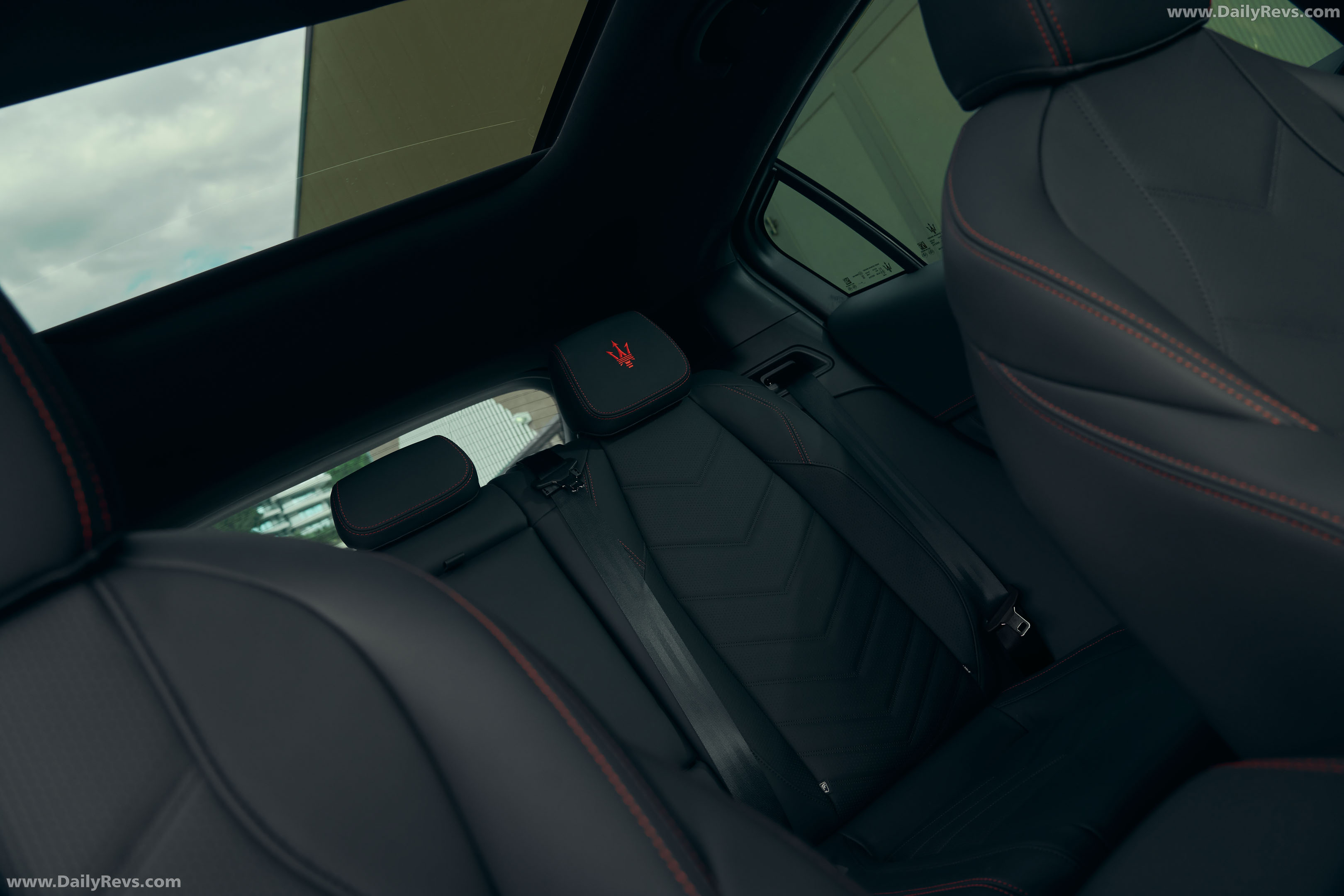 2027 Maserati Grecale Trofeo V6 Interior