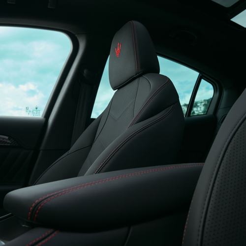 2027 Maserati Grecale Trofeo V6 Interior
