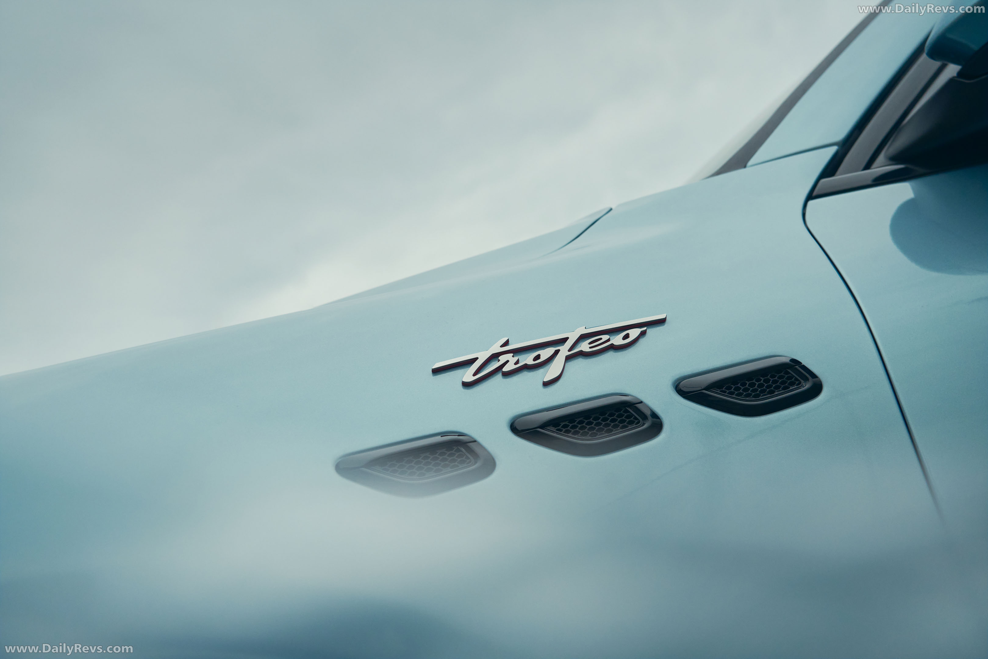 2027 Maserati Grecale Trofeo V6 Grigio Lamiera Exterior