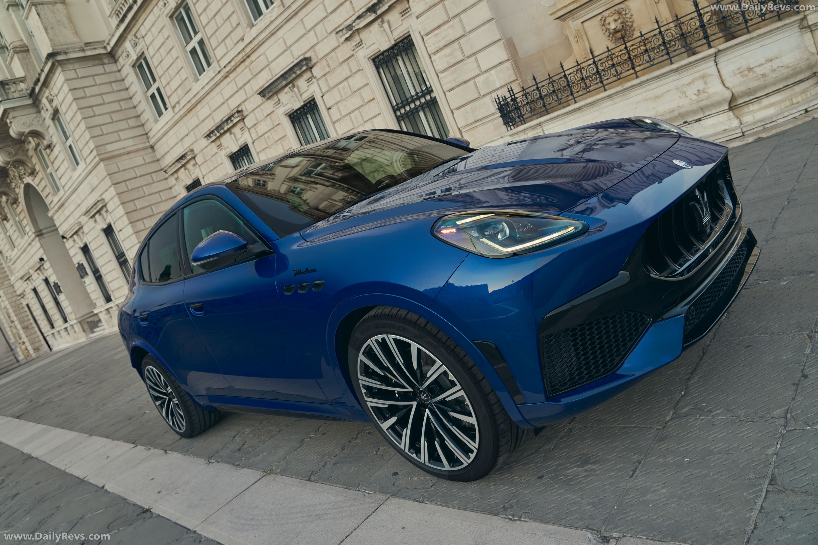 2027 Maserati Grecale Modena V6 Front View